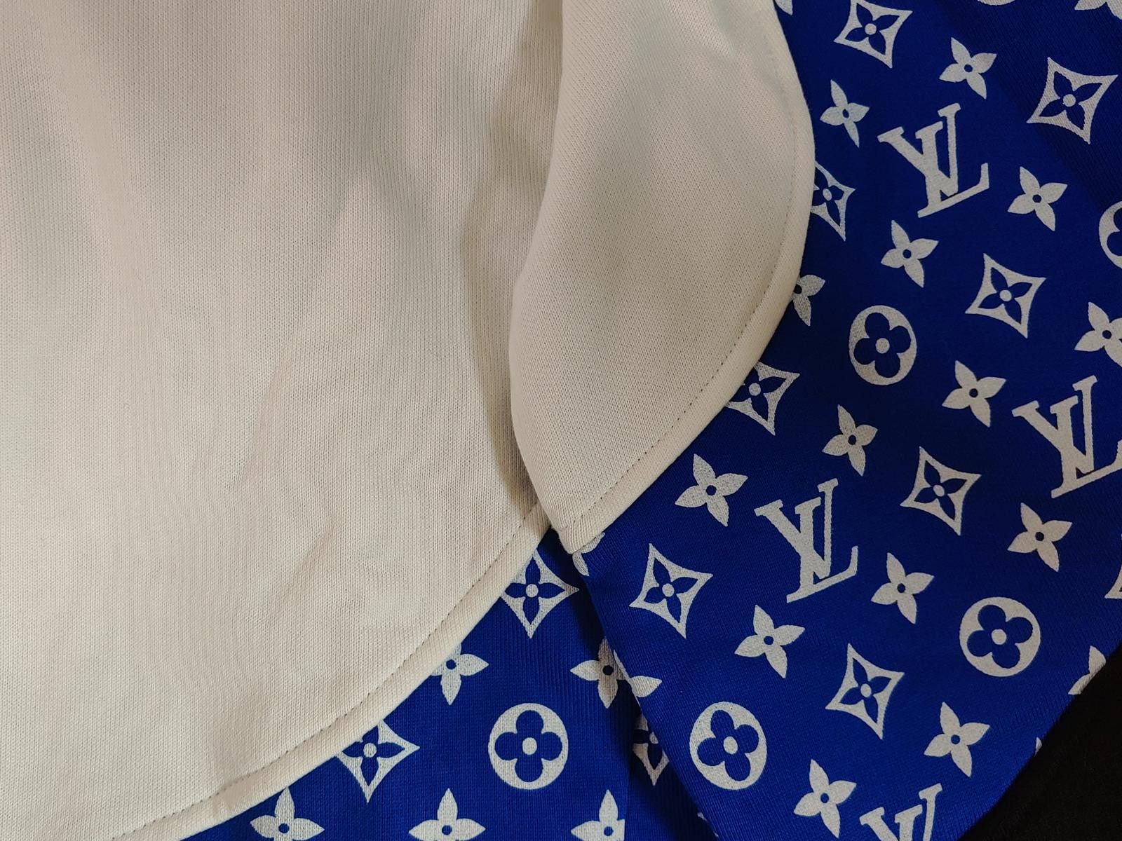 Louis Vuitton Louis Vuitton Monogram Circle Cut Hoodie in White/Blue/Black Size US XL / EU 56 / 4 - 5 Thumbnail