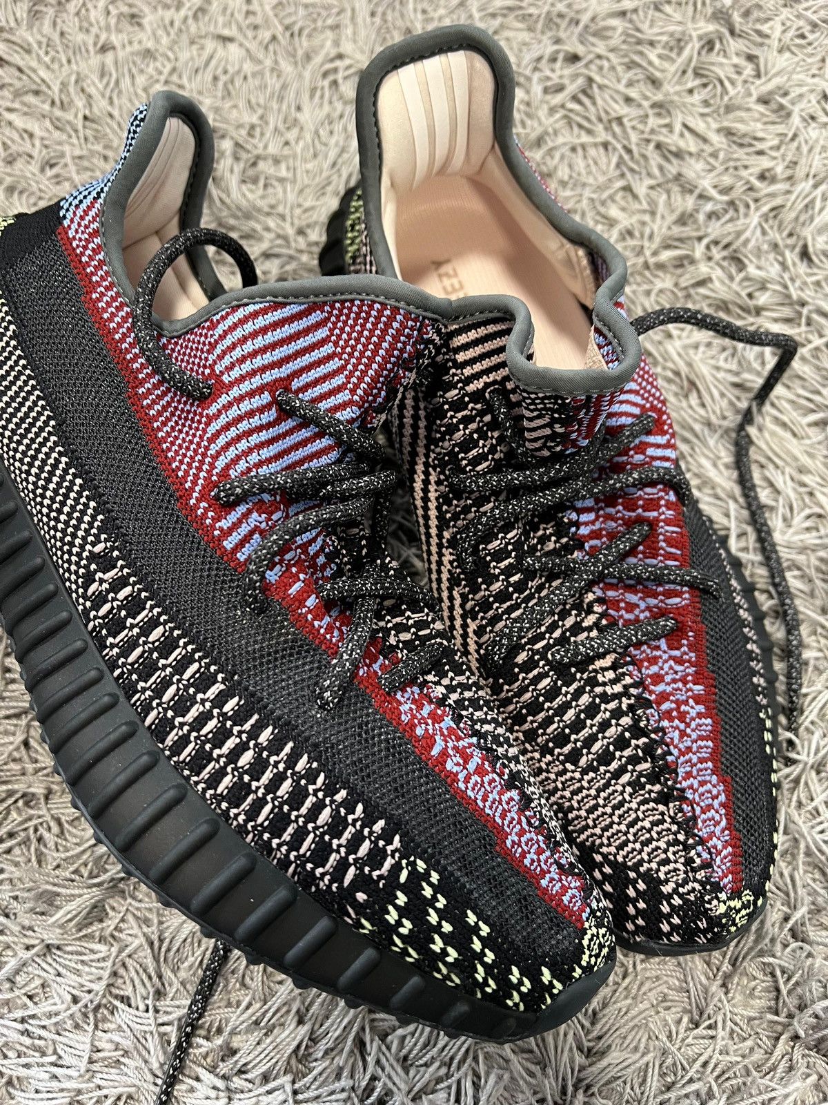 Adidas Adidas Yeezy Boost 350 V2 Yecheil Size US 9.5 / EU 42-43 - 8 Thumbnail