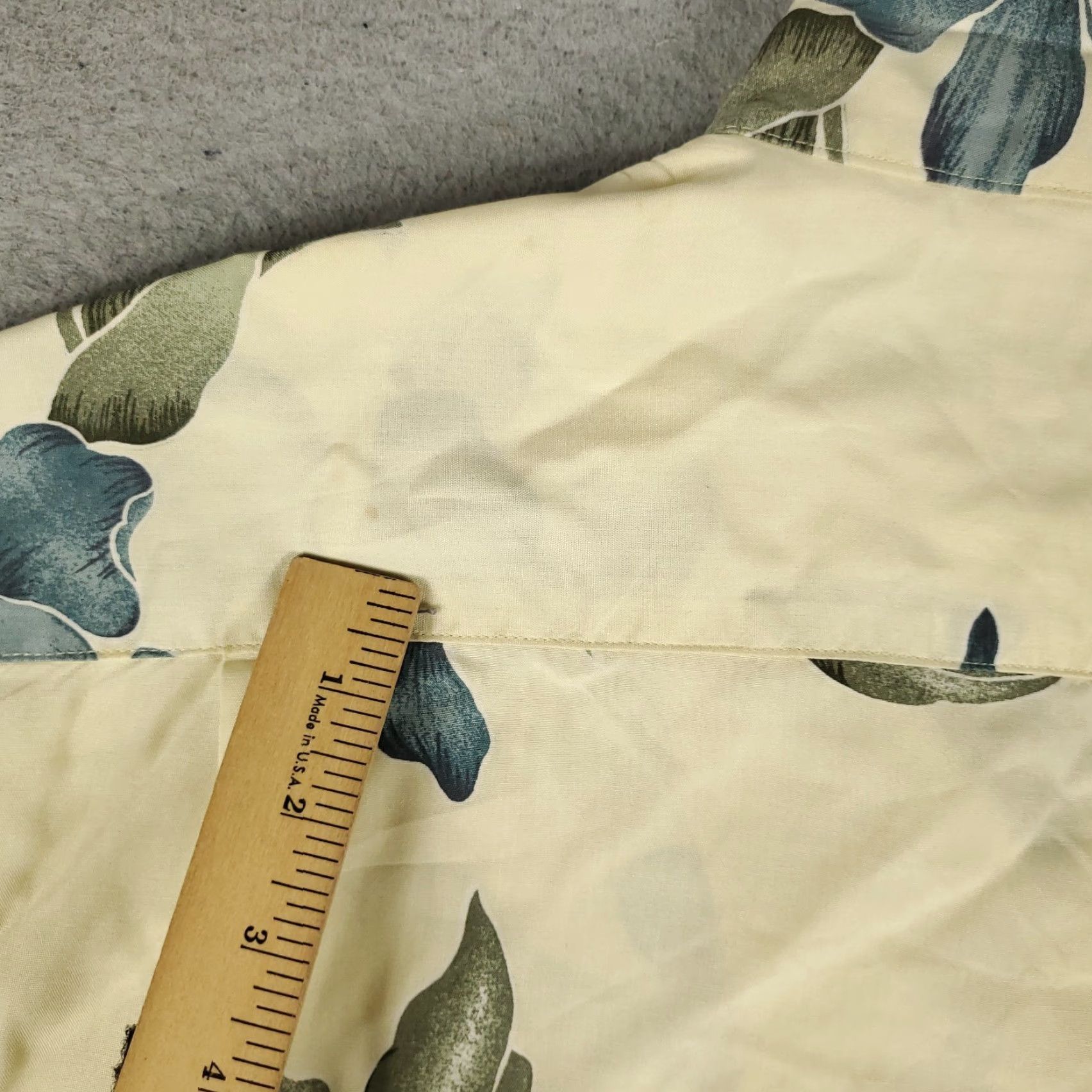 Tommy Bahama VINTAGE Tommy Bahama Shirt Mens Medium Ivory Floral Rayon Hawaiian Button Up Size US M / EU 48-50 / 2 - 5 Thumbnail