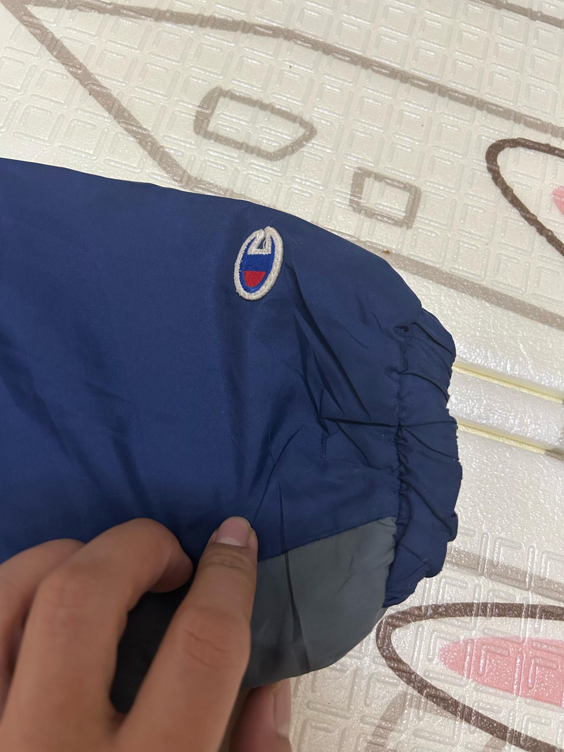 Champion Rare Vintage Champion Windbreaker Size US M / EU 48-50 / 2 - 11 Thumbnail
