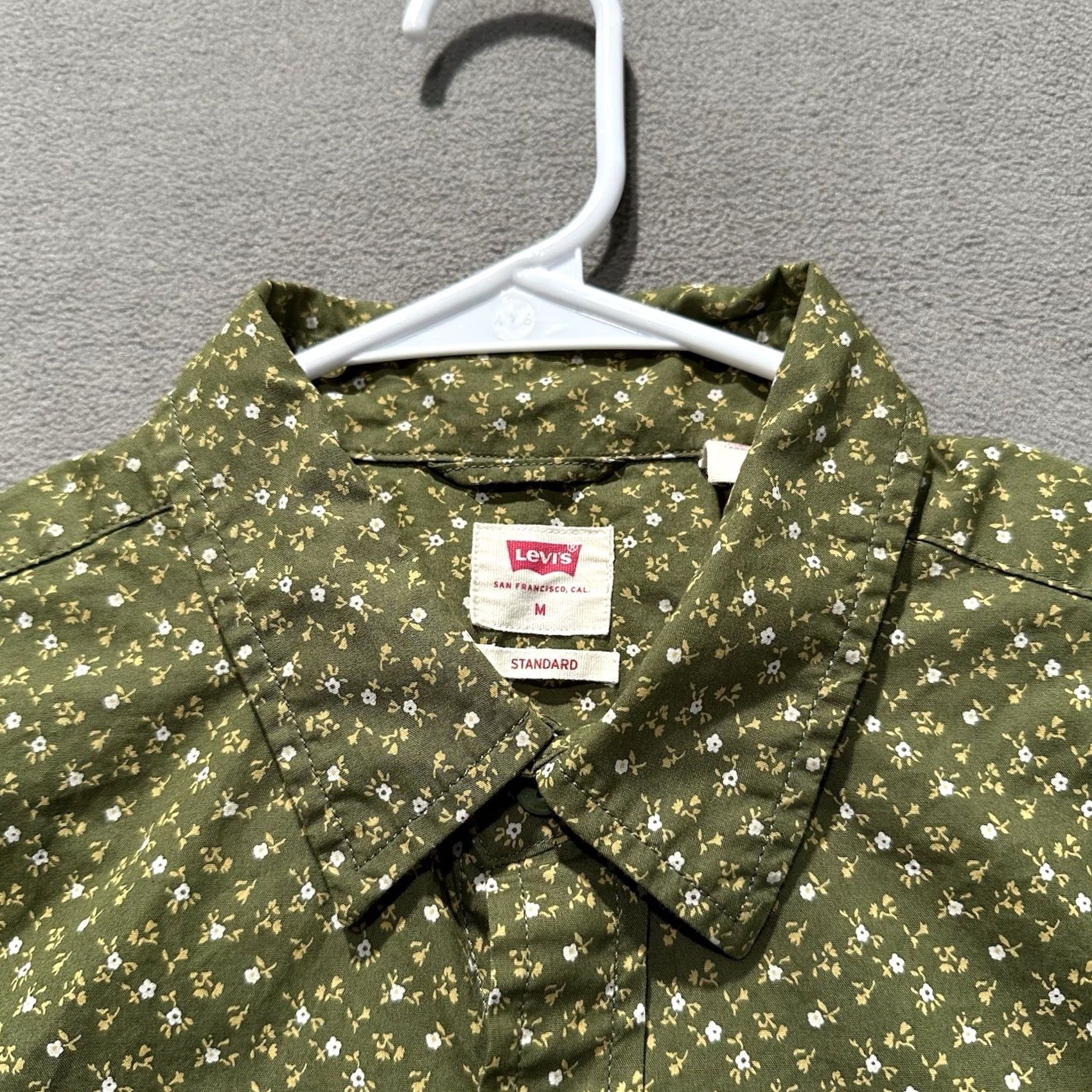 Levi's Levi's Shirt Mens M Green Floral Print Long Sleeve Button-Down Nautical Western Flower Pattern Size US M / EU 48-50 / 2 - 3 Thumbnail