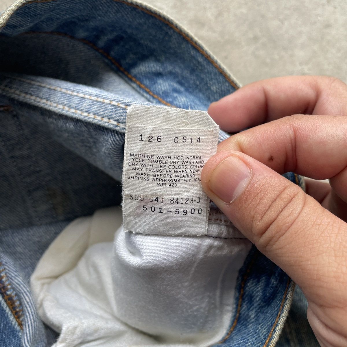 Levi's Vintage Clothing 1990s Levi’s 501 USA Jeans Release Hem Faded Pants W29 Size US 29 - 10 Thumbnail