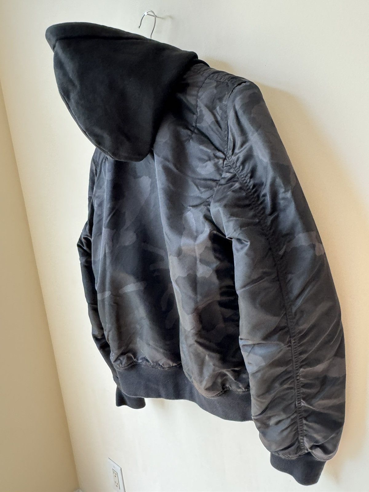 Alpha Industries Alpha Industries MA-1 Hooded bomber jacket Size US S / EU 44-46 / 1 - 11 Thumbnail