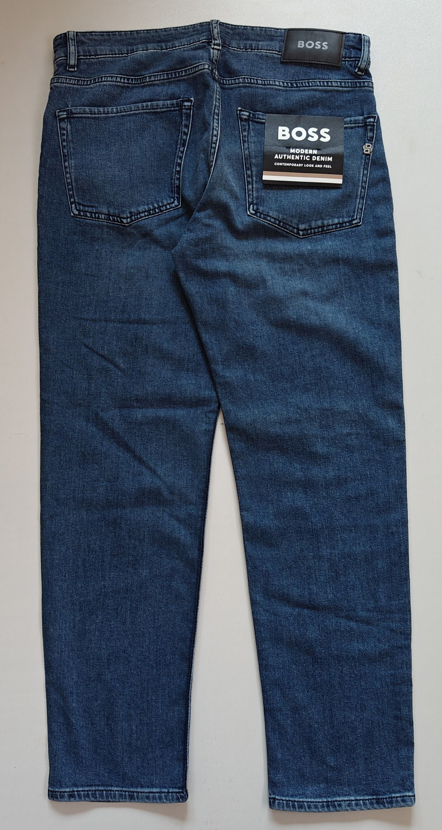 Hugo Boss BOSS RE.MAINE Regular fit men's Jeans Free Shipping T/6089 Size US 32 / EU 48 - 4 Thumbnail