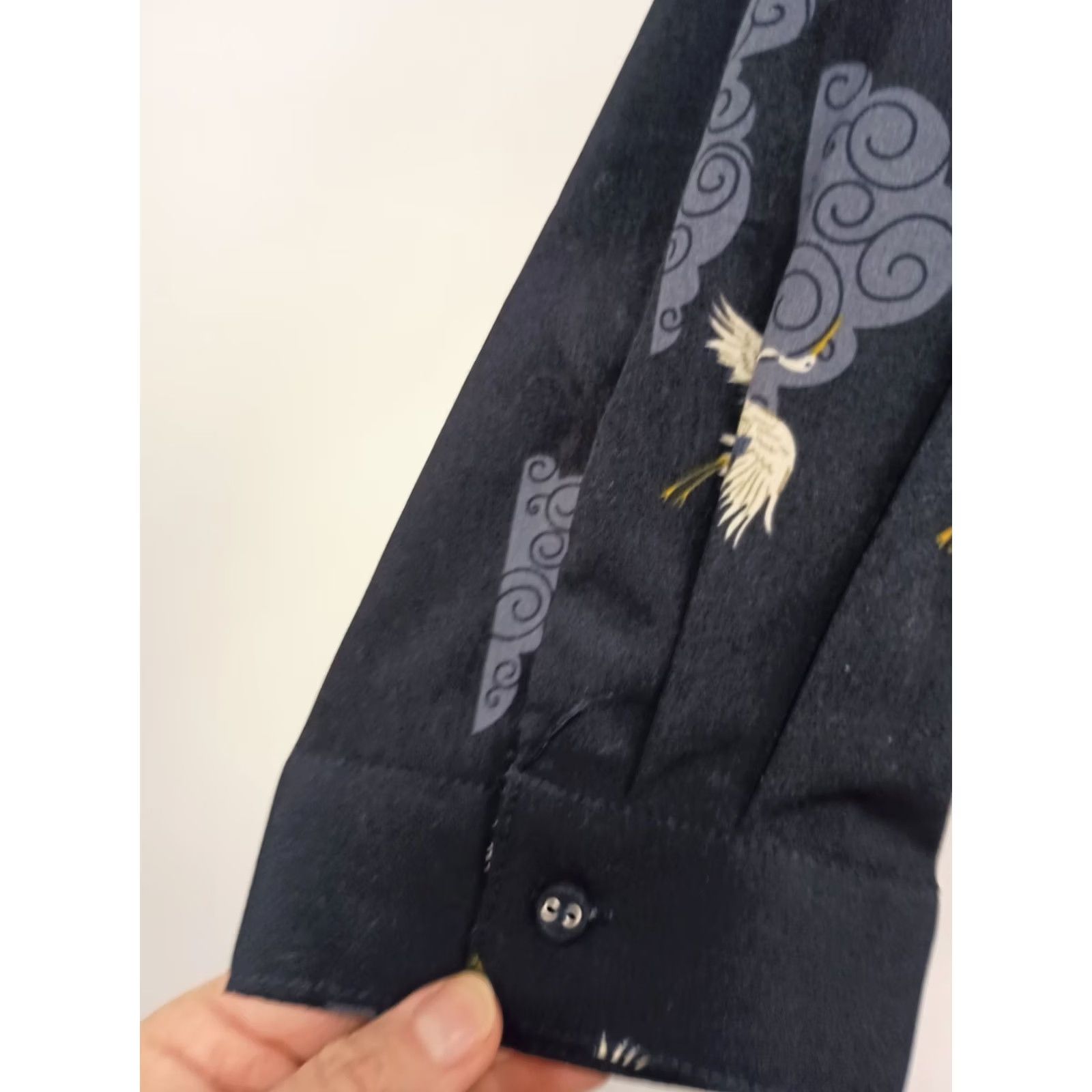 Vintage T Tahari Blouse Navy Crane Print Long Sleeve Size 3X Office Carrier Top Womens Size XXL / US 16-18 / IT 52-54 - 6 Thumbnail