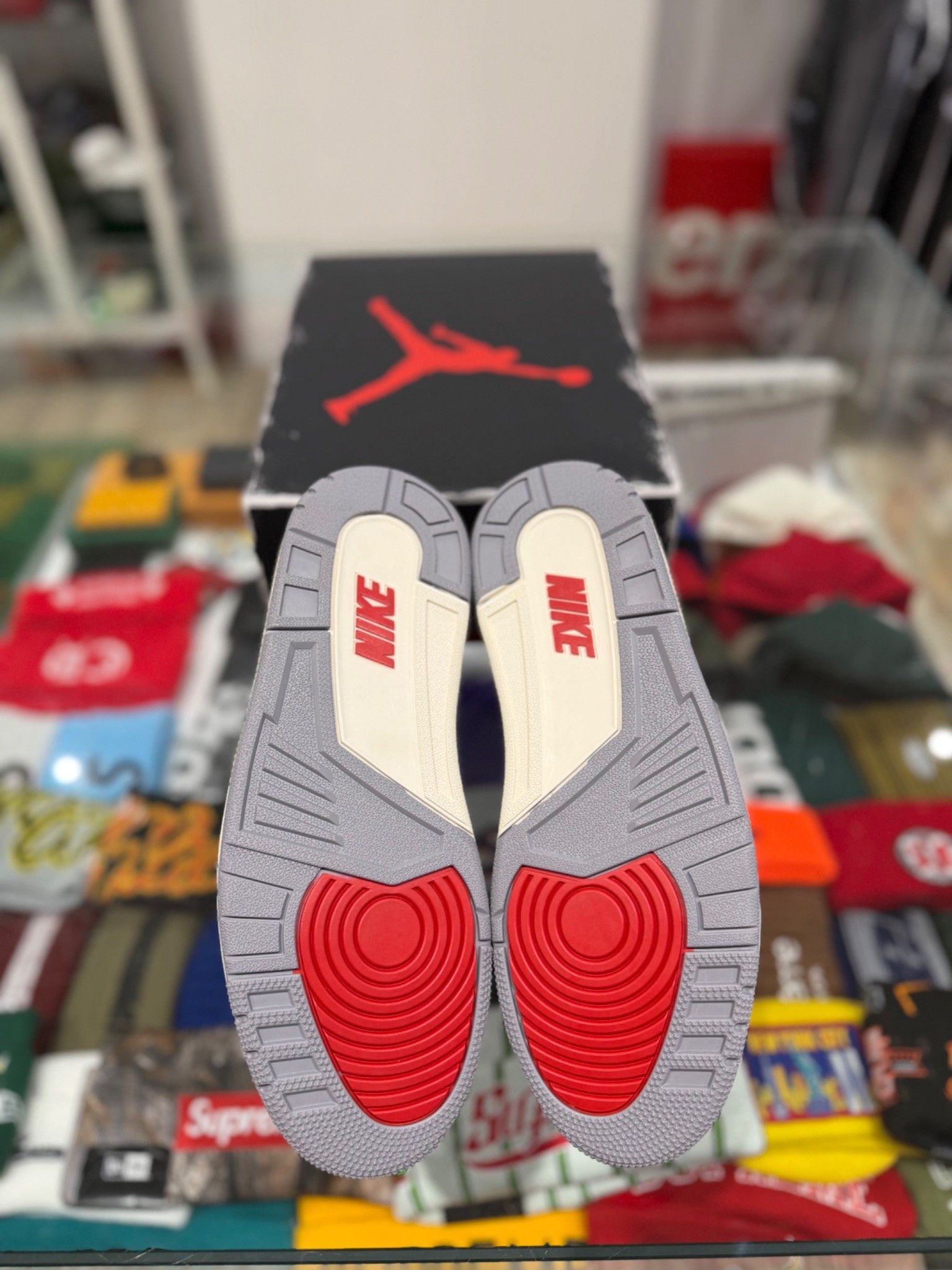 Jordan Brand Jordan 3 White Cement Reimagined Size US 10 / EU 43 - 6 Thumbnail