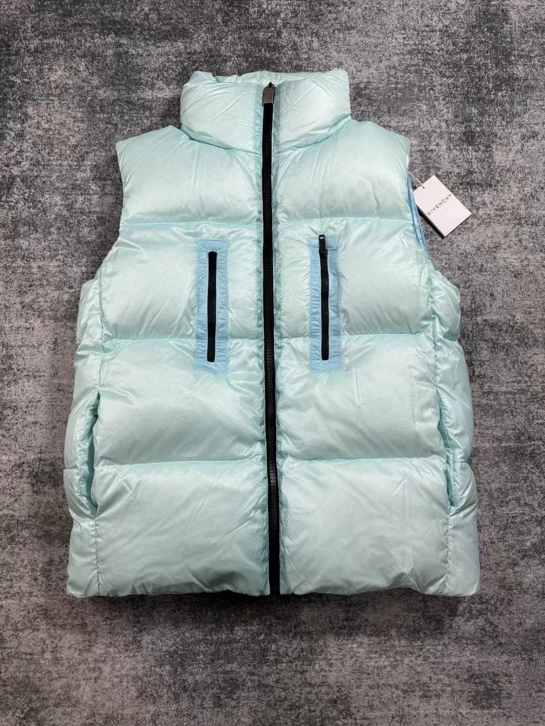 Givenchy Givenchy Down Blue Vest m Men Size US M / EU 48-50 / 2 - 1 Thumbnail