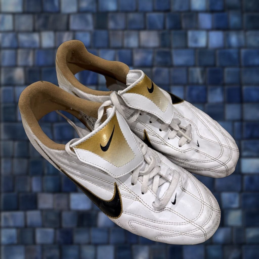 Nike Nike Premier II FG Soccer Cleats Mens Size 7 359609-107 White Nike Premier FG Soccer Cleats Mens Size 7 359609-107 White Size US 7 / EU 40 - 1 Thumbnail
