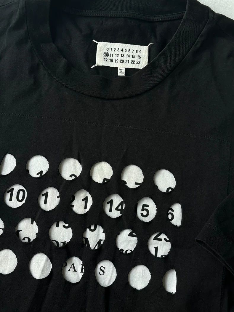 Maison Margiela Maison Margiela Black number hollow short sleeves Size US S / EU 44-46 / 1 - 2 Thumbnail