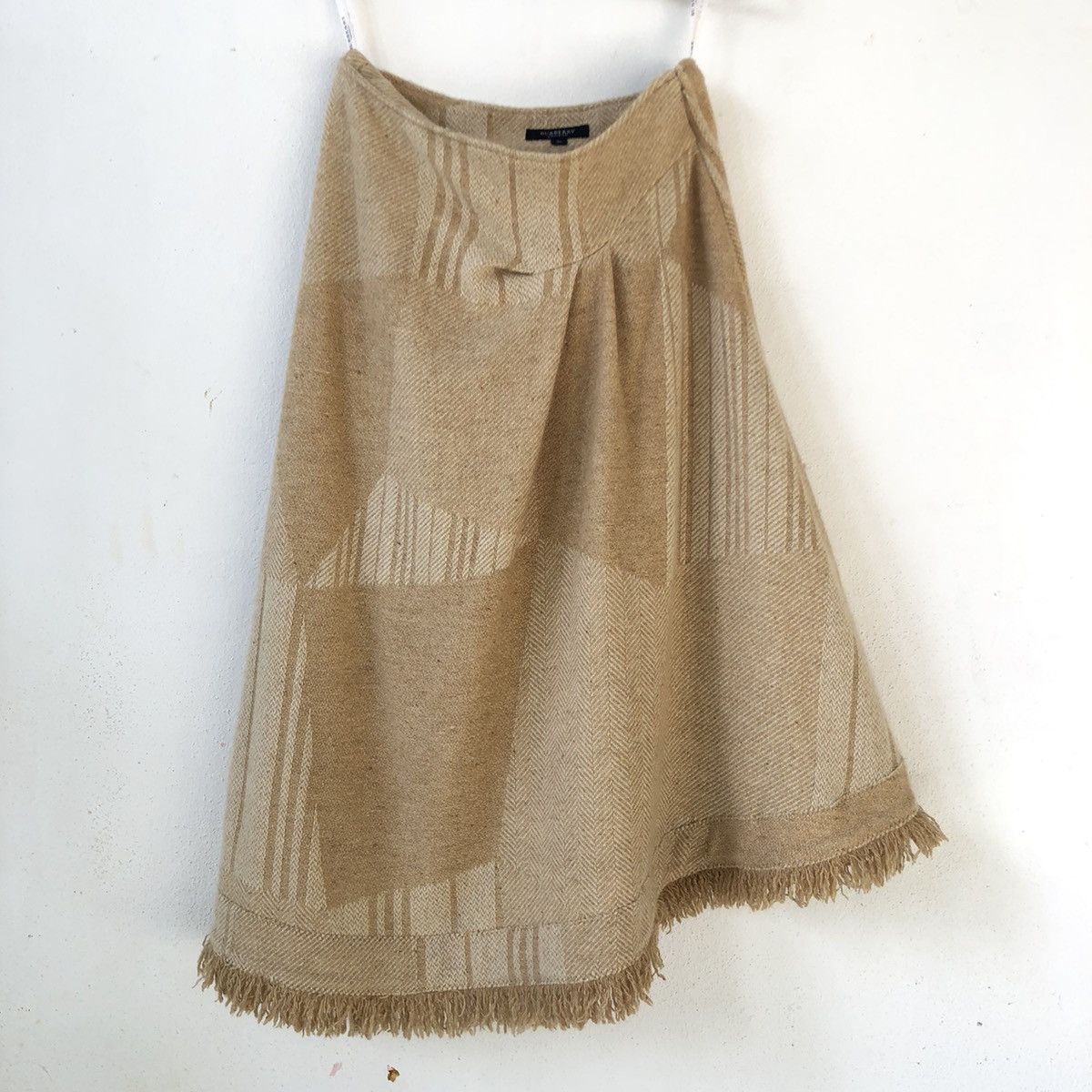 Burberry Burberry London Asymmetric Midi Skit - Wool Blend Size 26" / US 2 / IT 38 - 1 Thumbnail