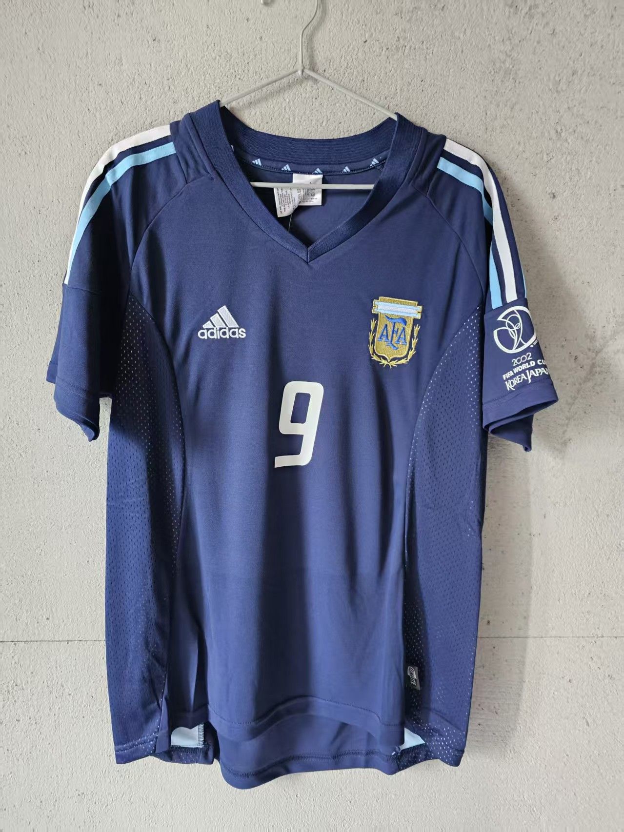 Other Batistuta Jersey 2002 Argentina Size US XL / EU 56 / 4 - 2 Thumbnail