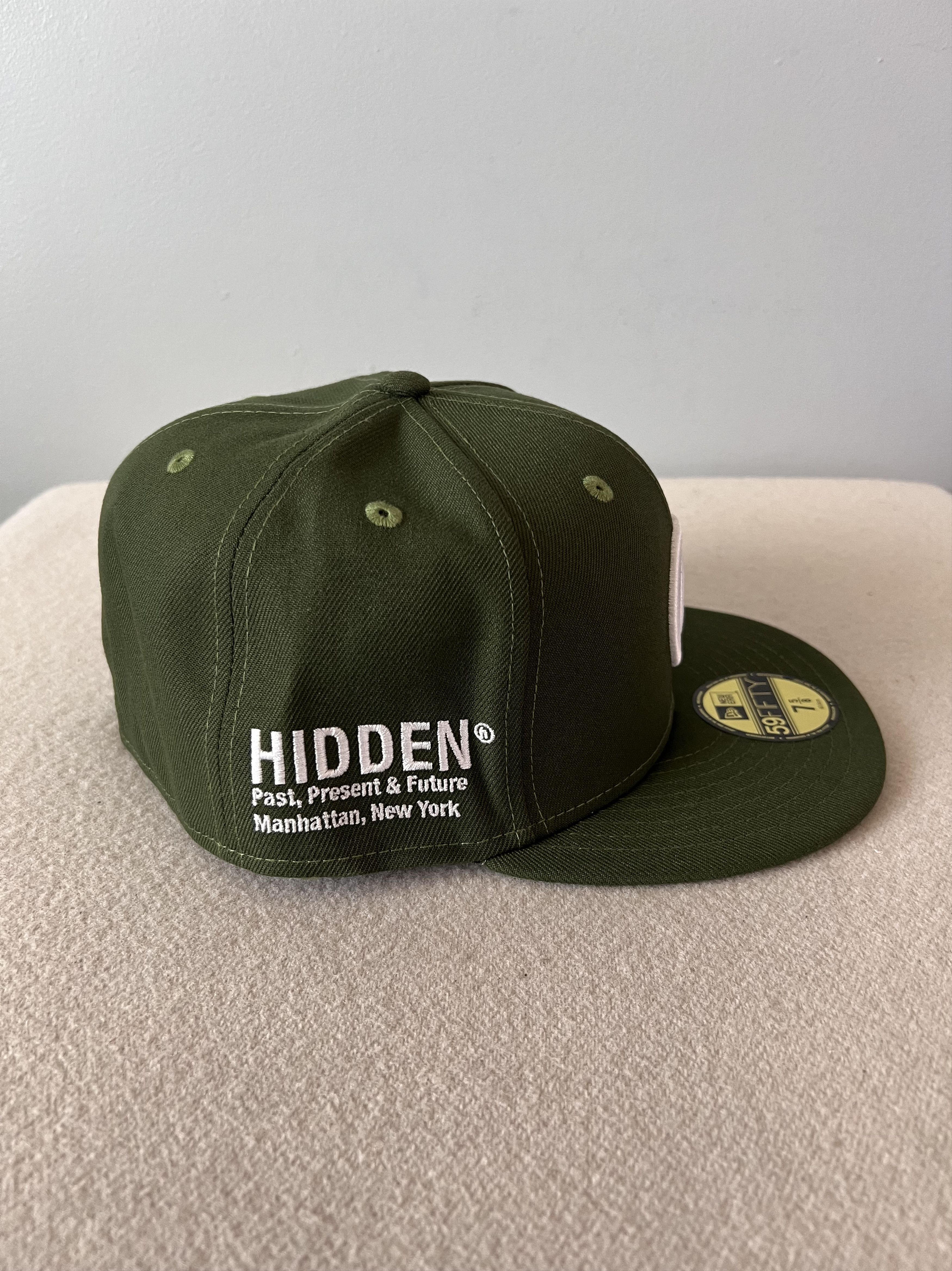 7 5/8 Hidden NY New Era H Logo 59FIFTY Fitted Hat in Green