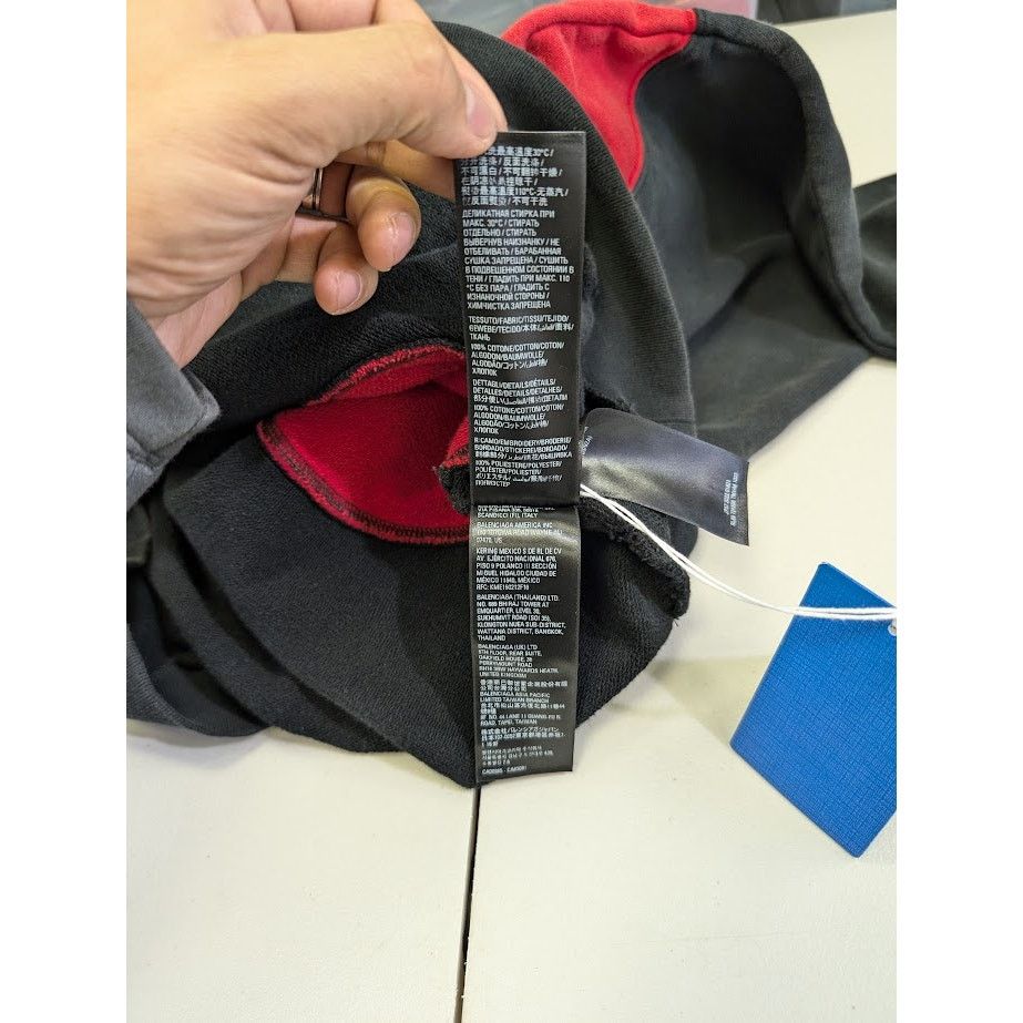Balenciaga o1rshd1 Pullover Hoodie in Multicolor Size US M / EU 48-50 / 2 - 23 Thumbnail