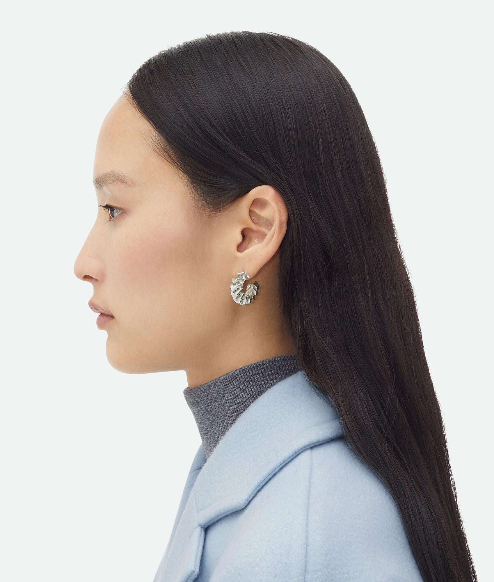 Bottega Veneta o1n1vont0425 Size: OS / Pleat Earrings in Silver Size ONE SIZE - 4 Thumbnail