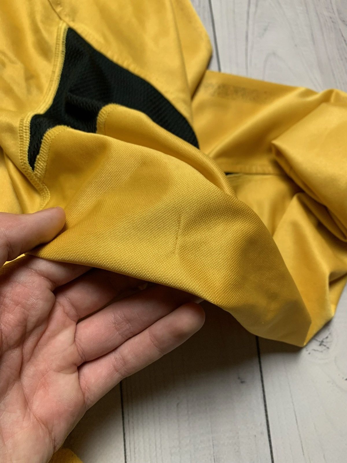 Adidas × Vintage Vintage Adidas New Castle United soccer jersey long sleeve L Size US L / EU 52-54 / 3 - 8 Thumbnail