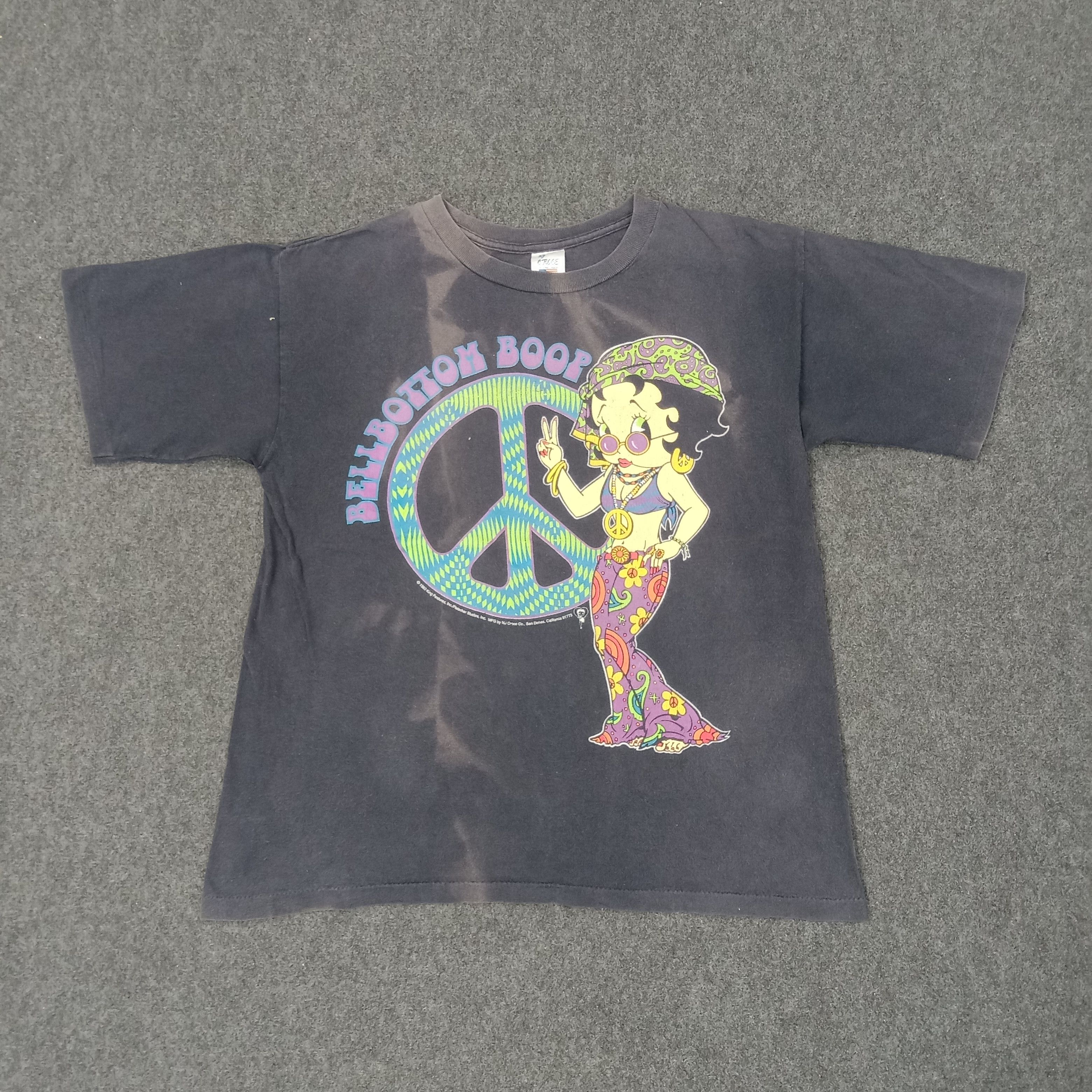 Vintage Vintage 90's Betty Boop Parody Bellbottom Boop Tshirt C239N9 Size US L / EU 52-54 / 3 - 1 Thumbnail
