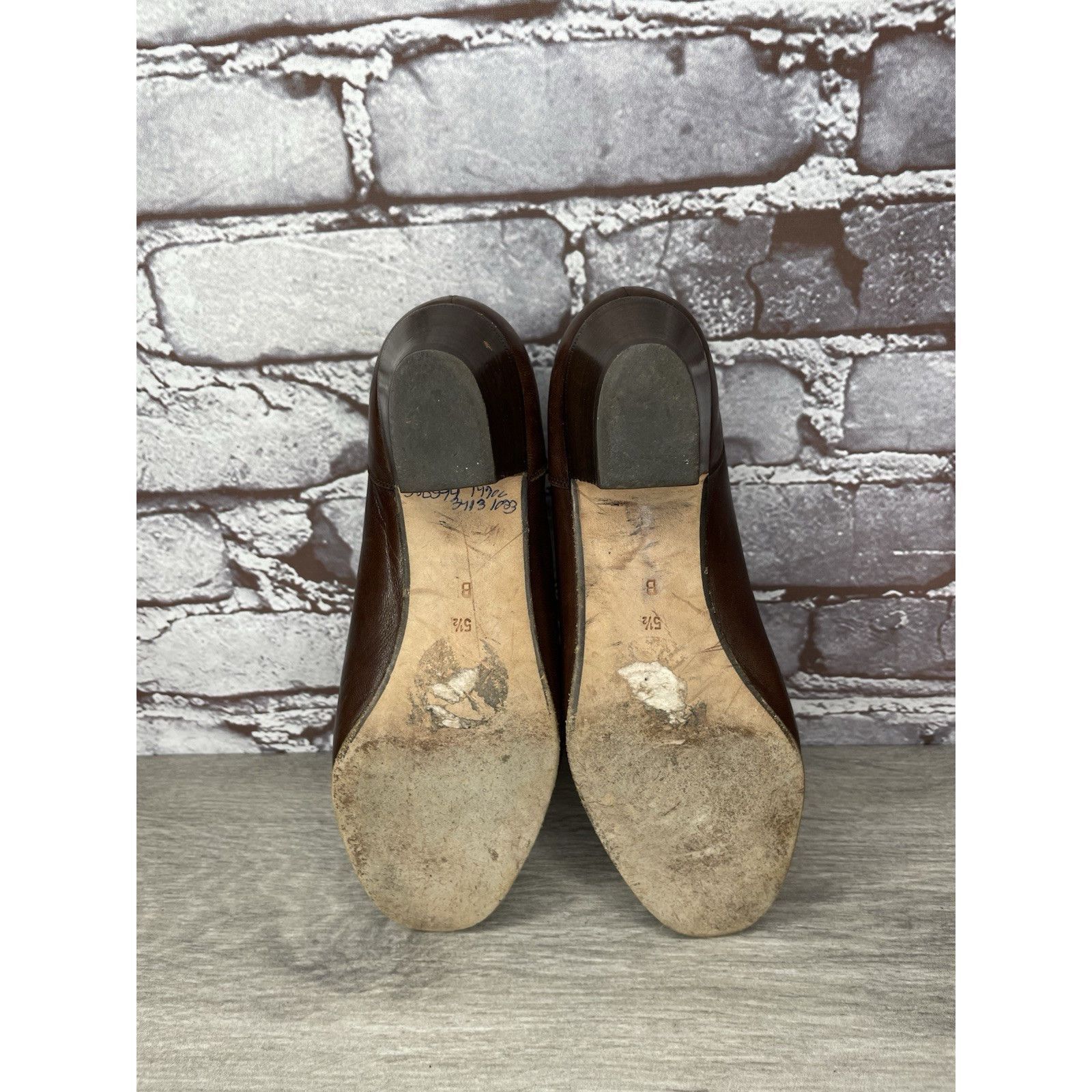 Bally Bally Brown Leather Kiltie Tassel Loafers Kitten Heel Shoes Size US 6.5 / IT 36.5 - 23 Thumbnail