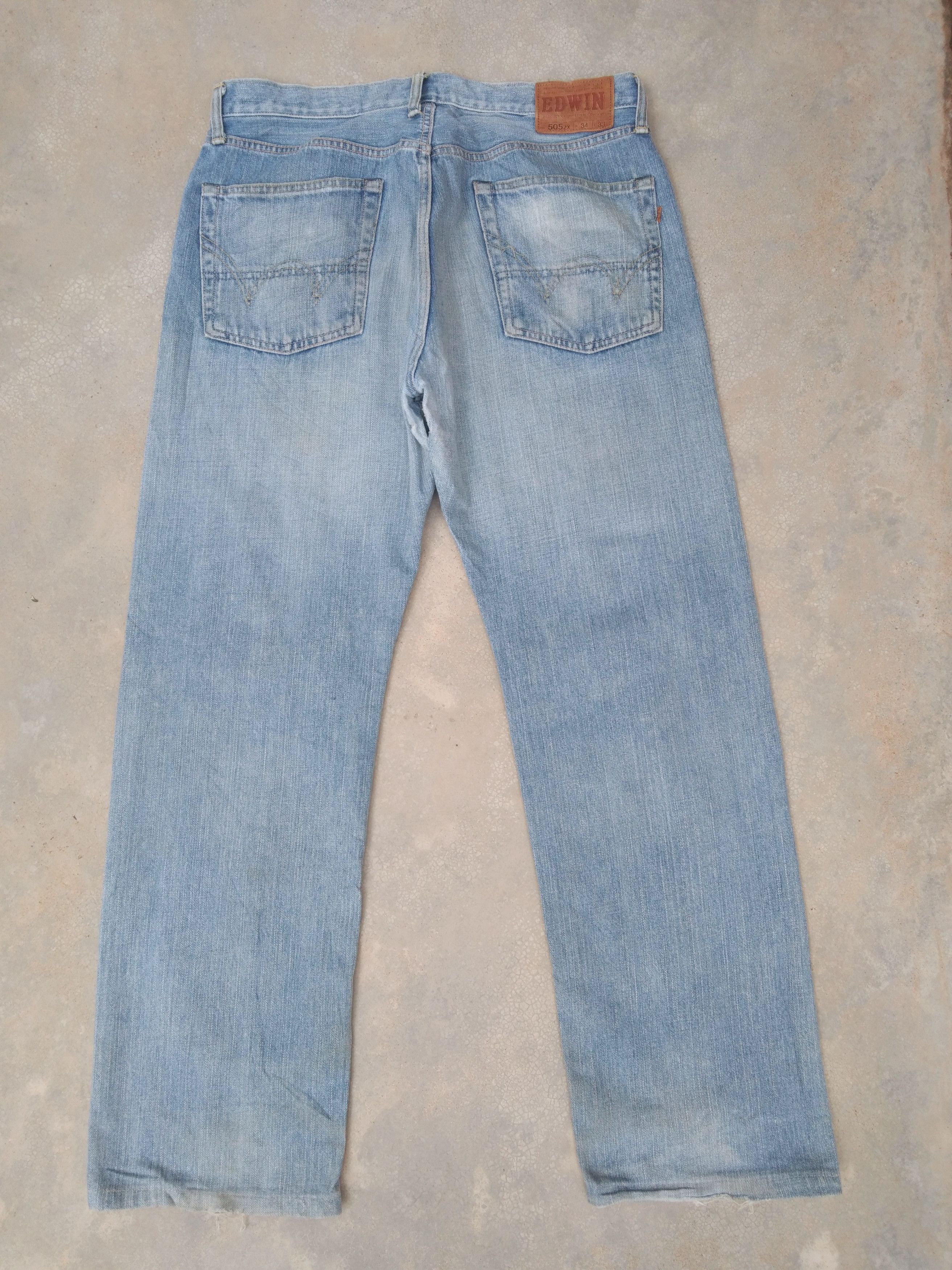 Japanese Brand Vintage Japan Edwin Selvedge Redline Distressed Jeans 34x31 Size US 34 / EU 50 - 2 Thumbnail