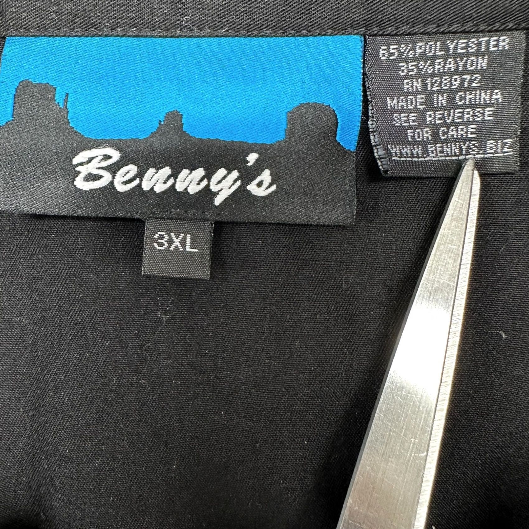 Vintage VINTAGE Bennys Shirt Mens 3XL Black Pearl Skull Roses Long Sleeve Button-Down Collared 90s Western Casual Mens Size US XXL / EU 58 / 5 - 4 Thumbnail