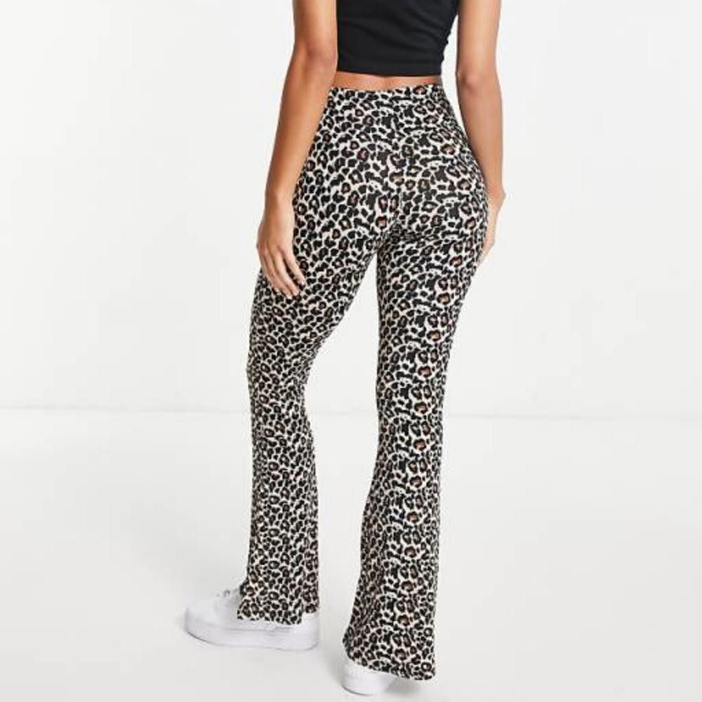 Designer Missguided Leopard Print Flared Pants Size 27" / US 4 / IT 40 - 2 Thumbnail