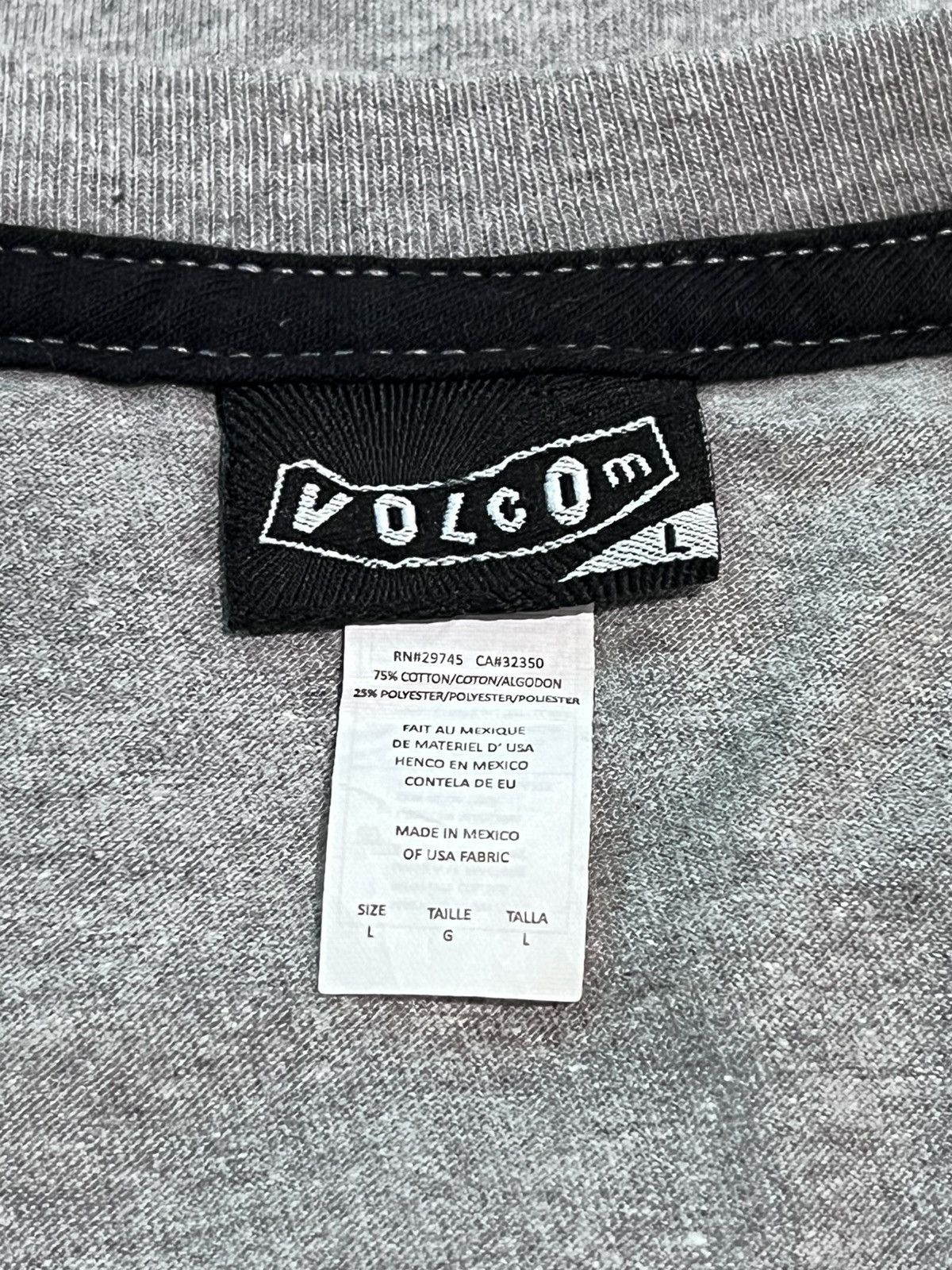 Japanese Brand × Volcom Volcom X Shawn Higgins T-Shirt Size US L / EU 52-54 / 3 - 5 Thumbnail