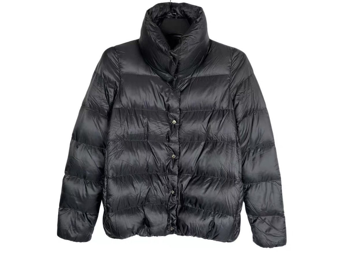 Moncler Black Puffer Jacket with High Collar Size US XS / EU 42 / 0 - 1 Thumbnail