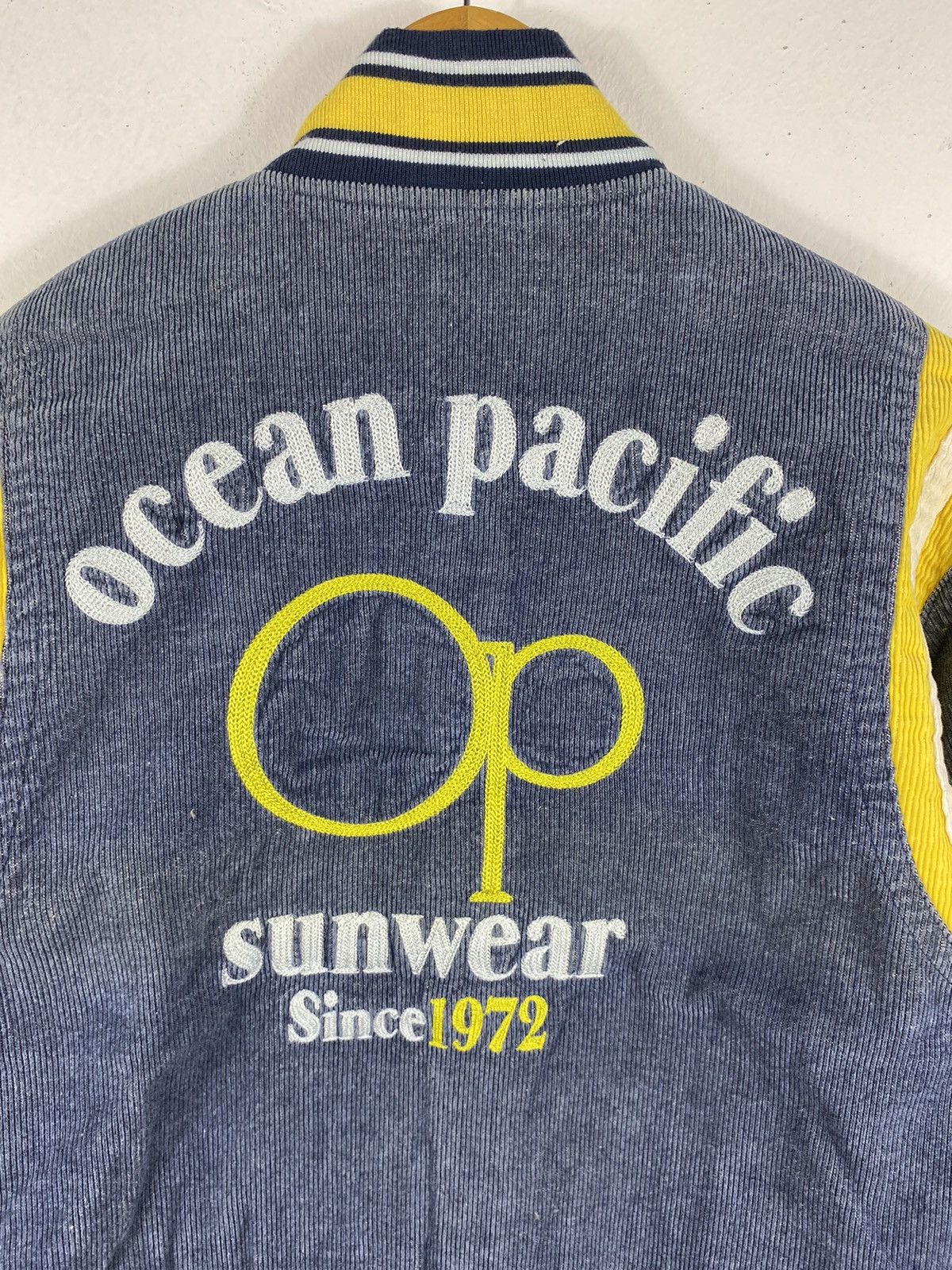 Ocean Pacific Ocean Pacific Big Logo Corduroy Button Jacket Size US M / EU 48-50 / 2 - 2 Thumbnail