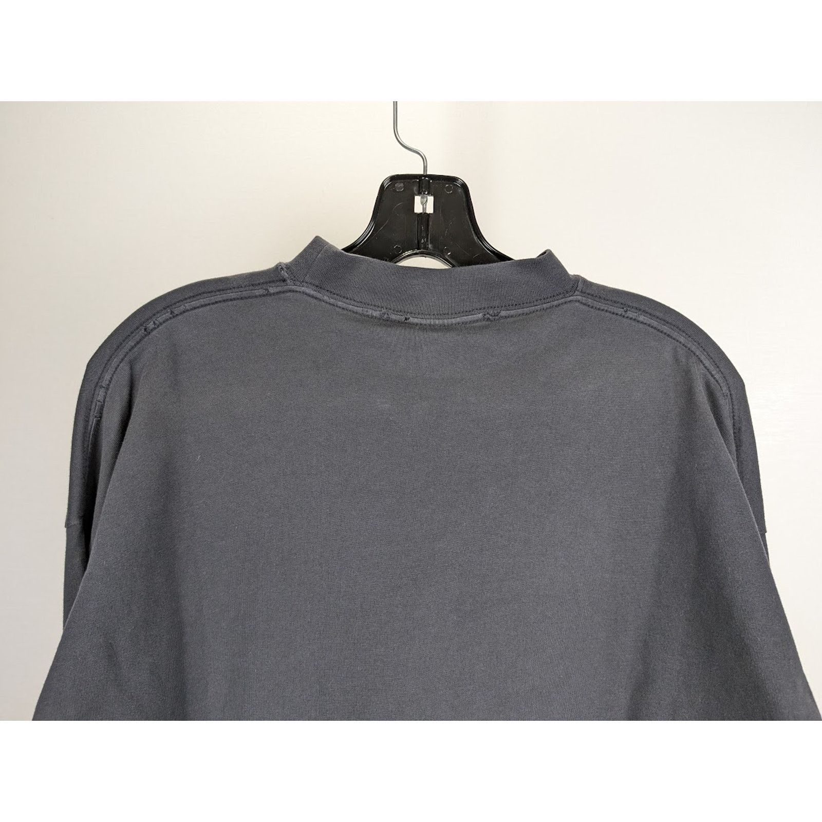 Balenciaga o1rshd1 Long Sleeve T-Shirt in Black Size US L / EU 52-54 / 3 - 12 Thumbnail
