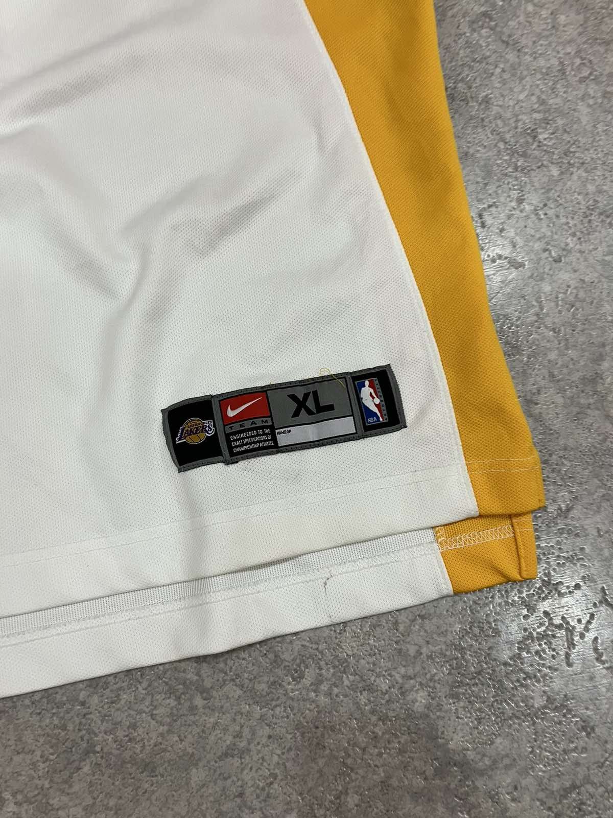 NBA × Nike Los Angeles Lakers Size US XL / EU 56 / 4 - 2 Thumbnail