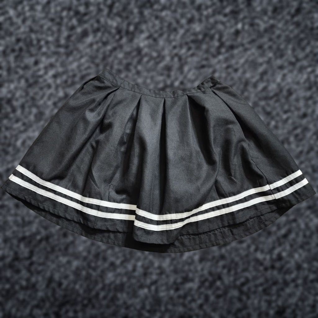 Hot Topic Hot Topic Skirt Women L Mini Stripes Grunge Goth Skater Emo Size 36" / US 14 / IT 50 - 1 Thumbnail