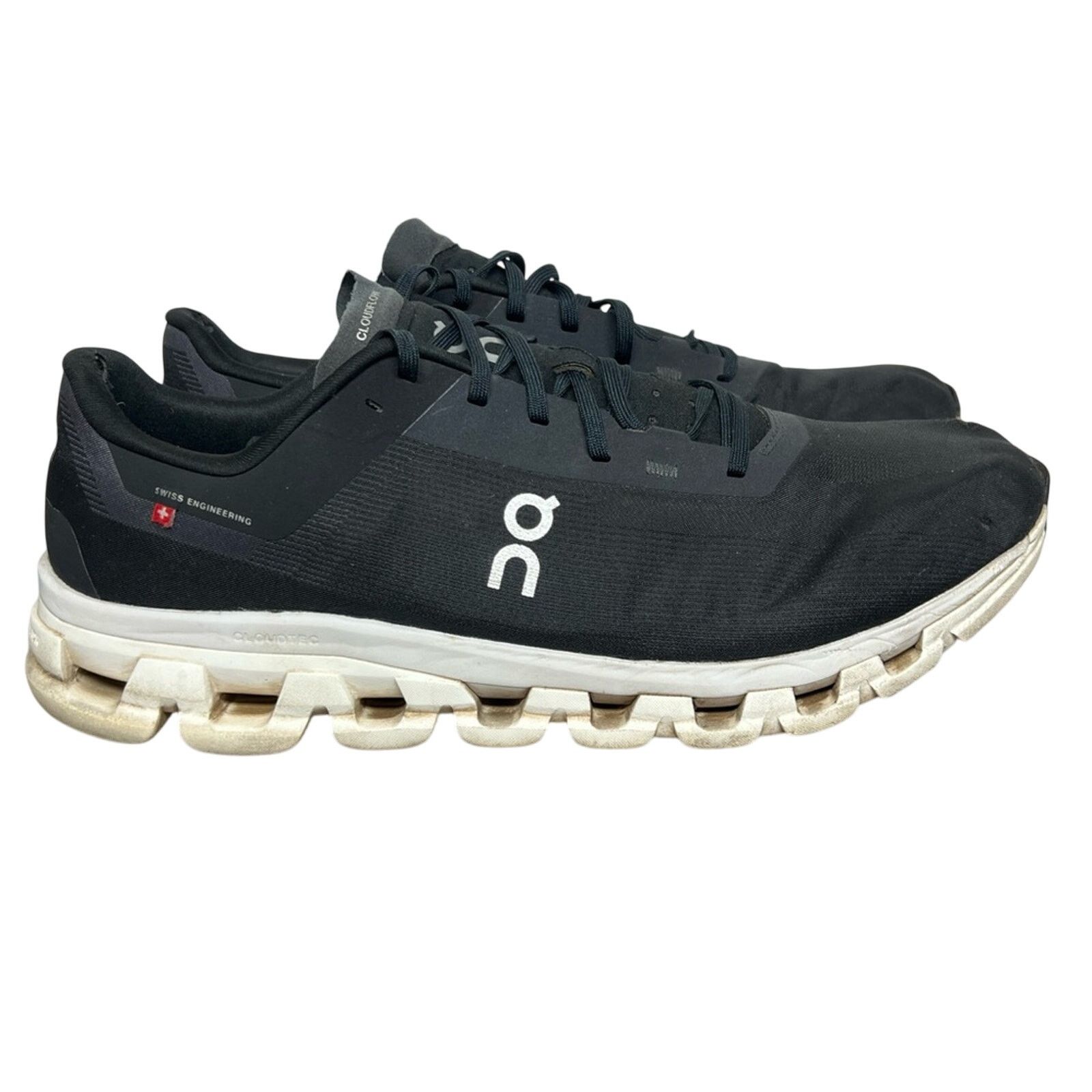 On On Men’s Cloudflow 4 Running Size 14 Black/White Size US 14 / EU 47 - 4 Thumbnail