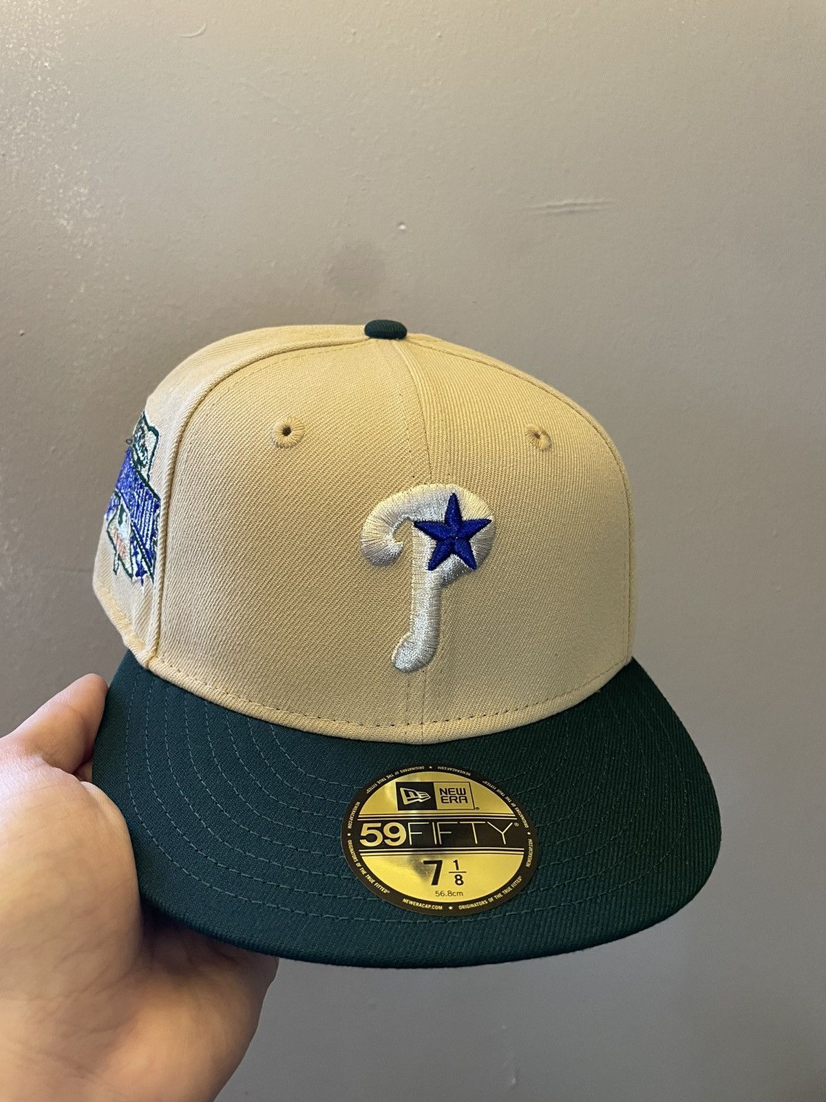 image of Hat Club x New Era All The Right Rushmore Philadelphia Phillies Sneakerfeenda in Vegas Gold, Men's