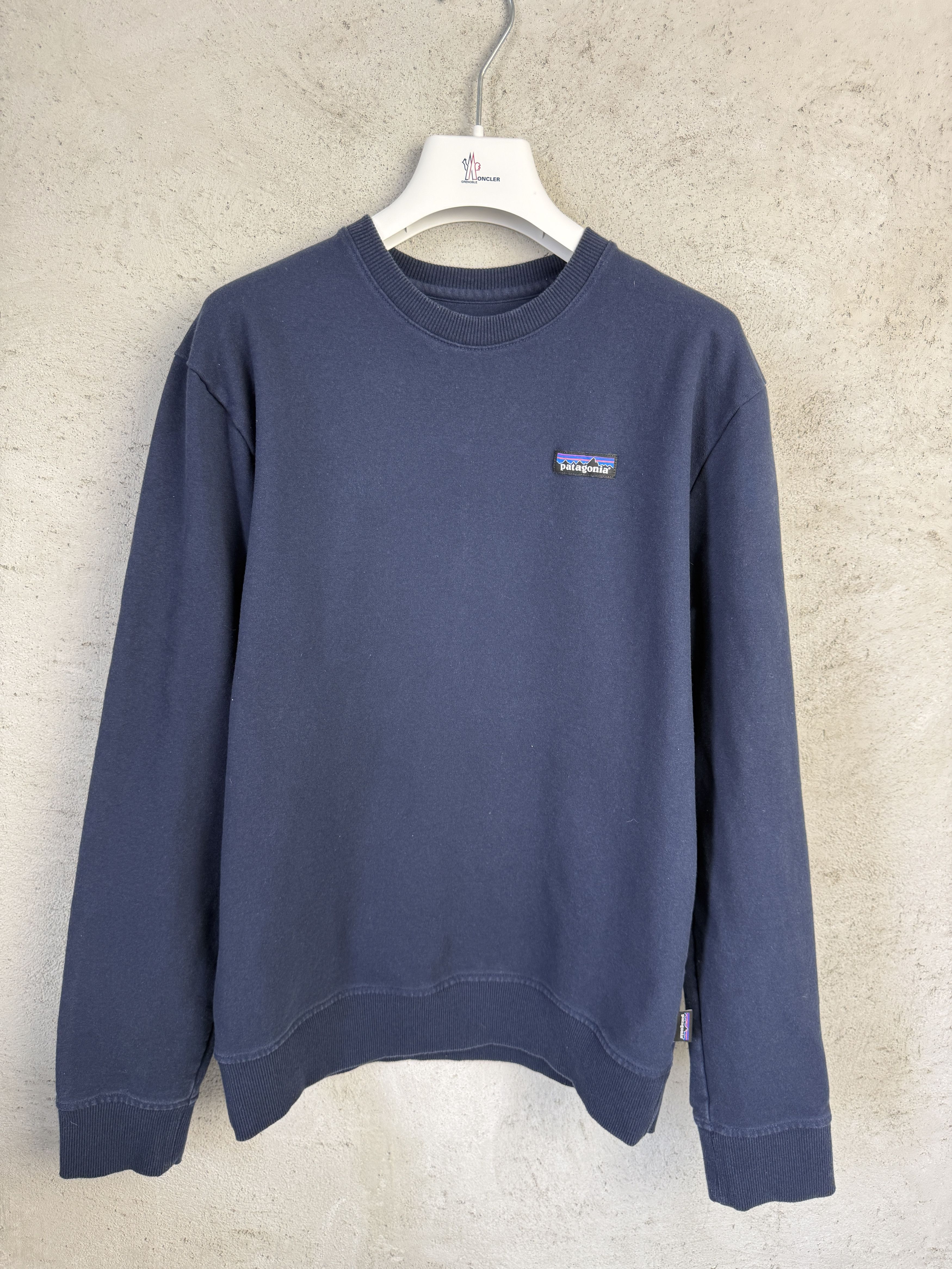 Patagonia Patagonia small logo crewneck sweatshirt casual outdoor Size US S / EU 44-46 / 1 - 1 Thumbnail