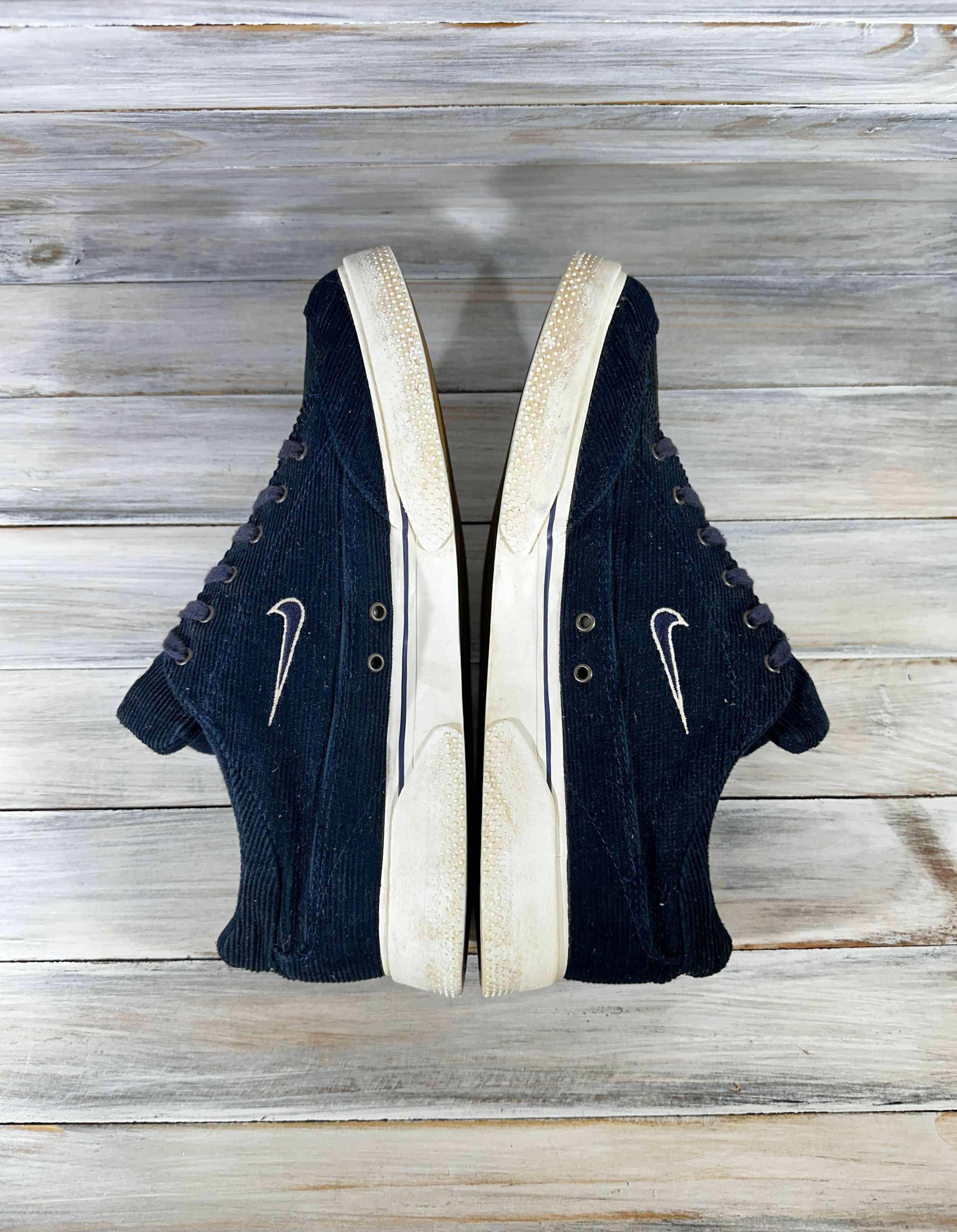 Nike × Vintage Vintage Nike Velvet 1998 Men's Sneakers Made In Thailand Size US 11 / EU 44 - 7 Thumbnail