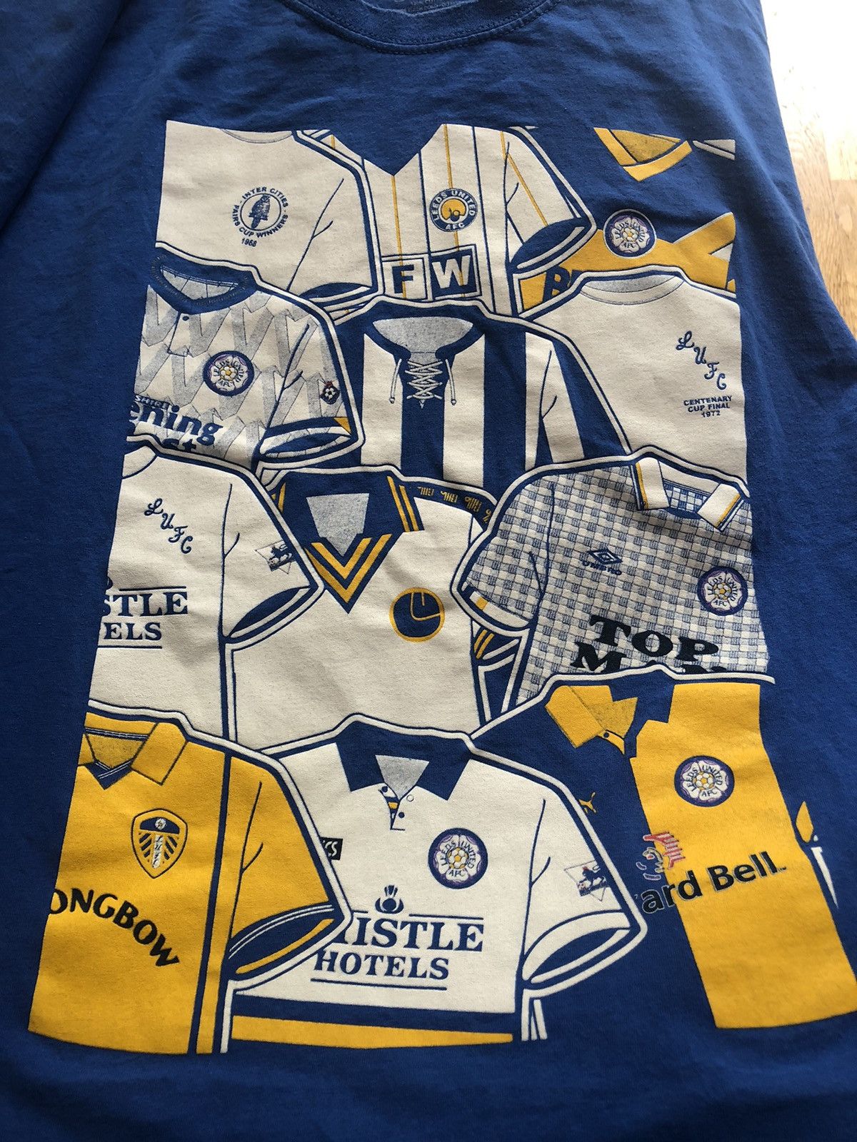 Vintage LEEDS UNITED OFFICIAL RARE VINTAGE JERSEY SPORT TEE SHIRT Size US L / EU 52-54 / 3 - 2 Thumbnail