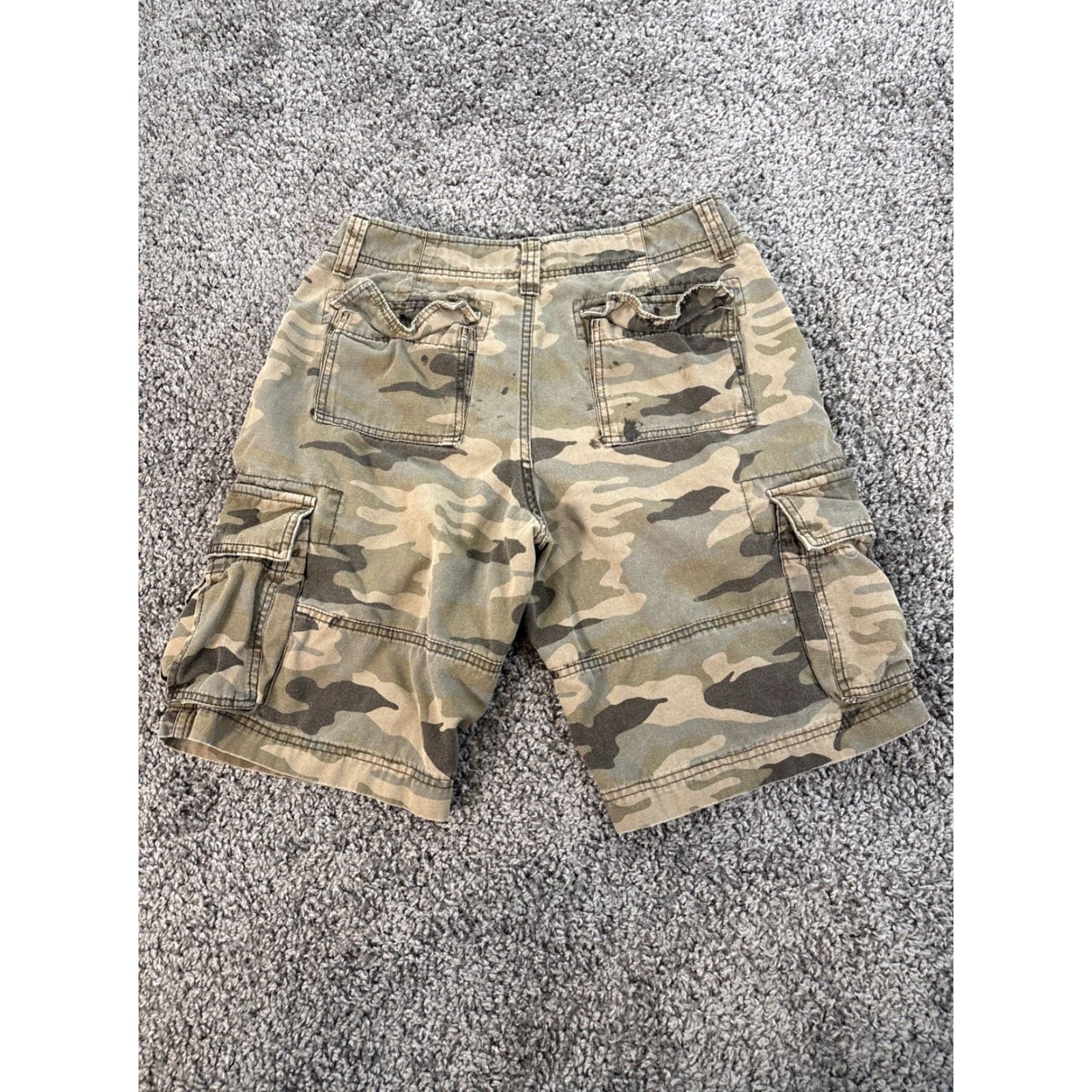 Mossimo VINTAGE Mossimo Cargo Shorts Mens 32 Beige Camouflage Cotton Pockets Military Ripstop 10in Inseam Size US 32 / EU 48 - 8 Thumbnail