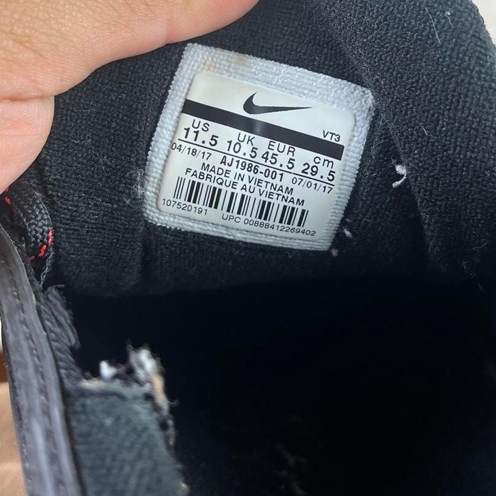 Nike Nike x Undefeated Air Max 97 OG “Black" Size US 11.5 / EU 44-45 - 6 Thumbnail