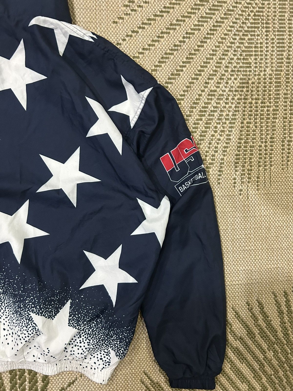 Champion Vintage 1996 Champion USA Basketball Olympic Windbreaker Size US L / EU 52-54 / 3 - 9 Thumbnail