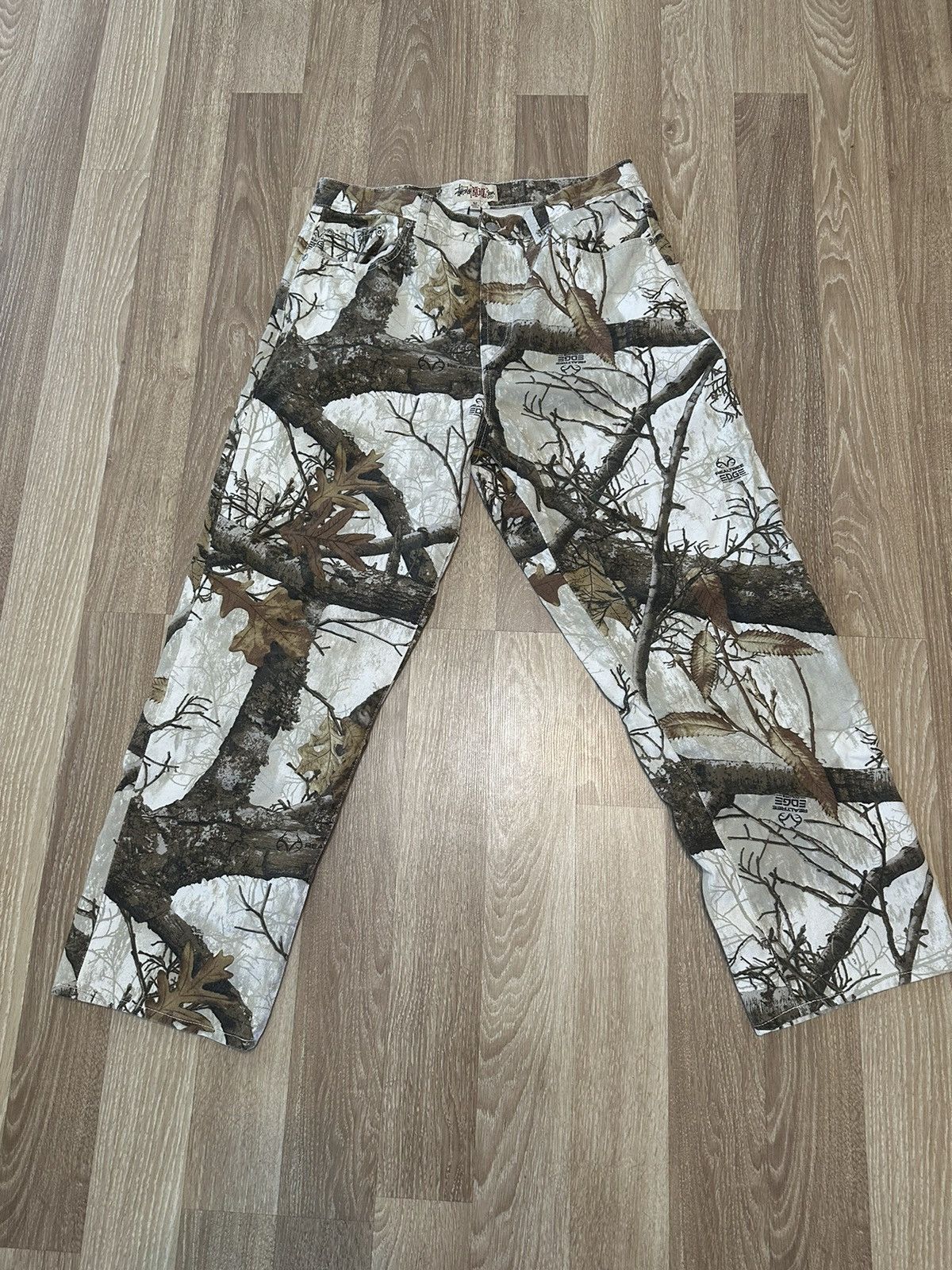 Realtree × Stussy Stussy Realtree white camo pants | Grailed