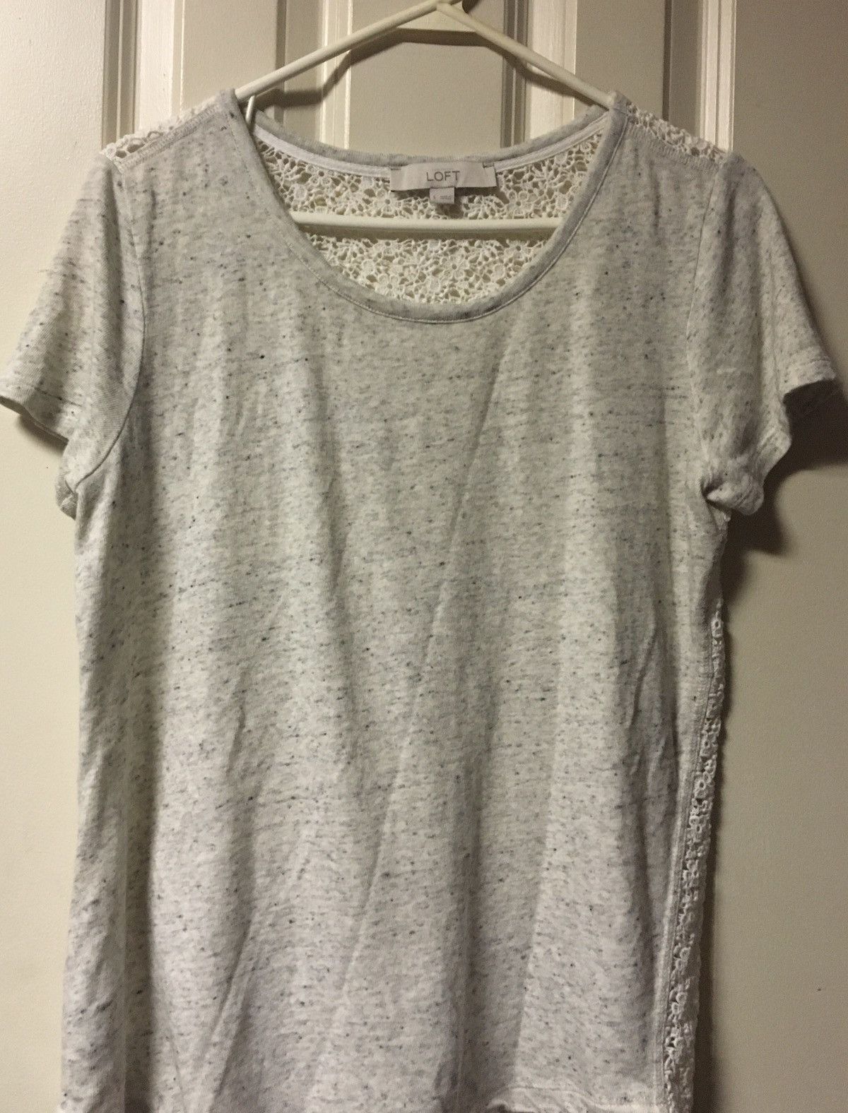 Loft Loft Women’s Top Size Small Excellent Condition Lace Back Size S / US 4 / IT 40 - 1 Thumbnail