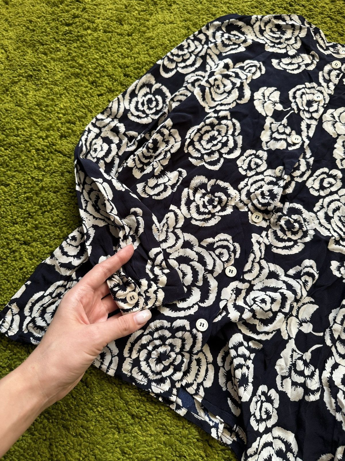Christian Dior Monsieur × Designer × Vintage Christian Dior 90s archive vintage floral pattern blouse Size M / US 6-8 / IT 42-44 - 3 Thumbnail