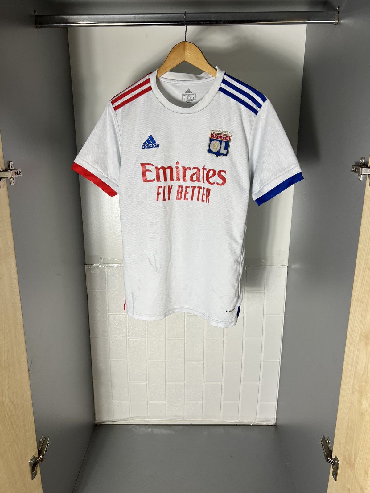 Adidas VINTAGE ADIDAS OLYMPIQUE LYONNAIS LYON FRANCE SOCCER JERSEY Size US L / EU 52-54 / 3 - 1 Thumbnail