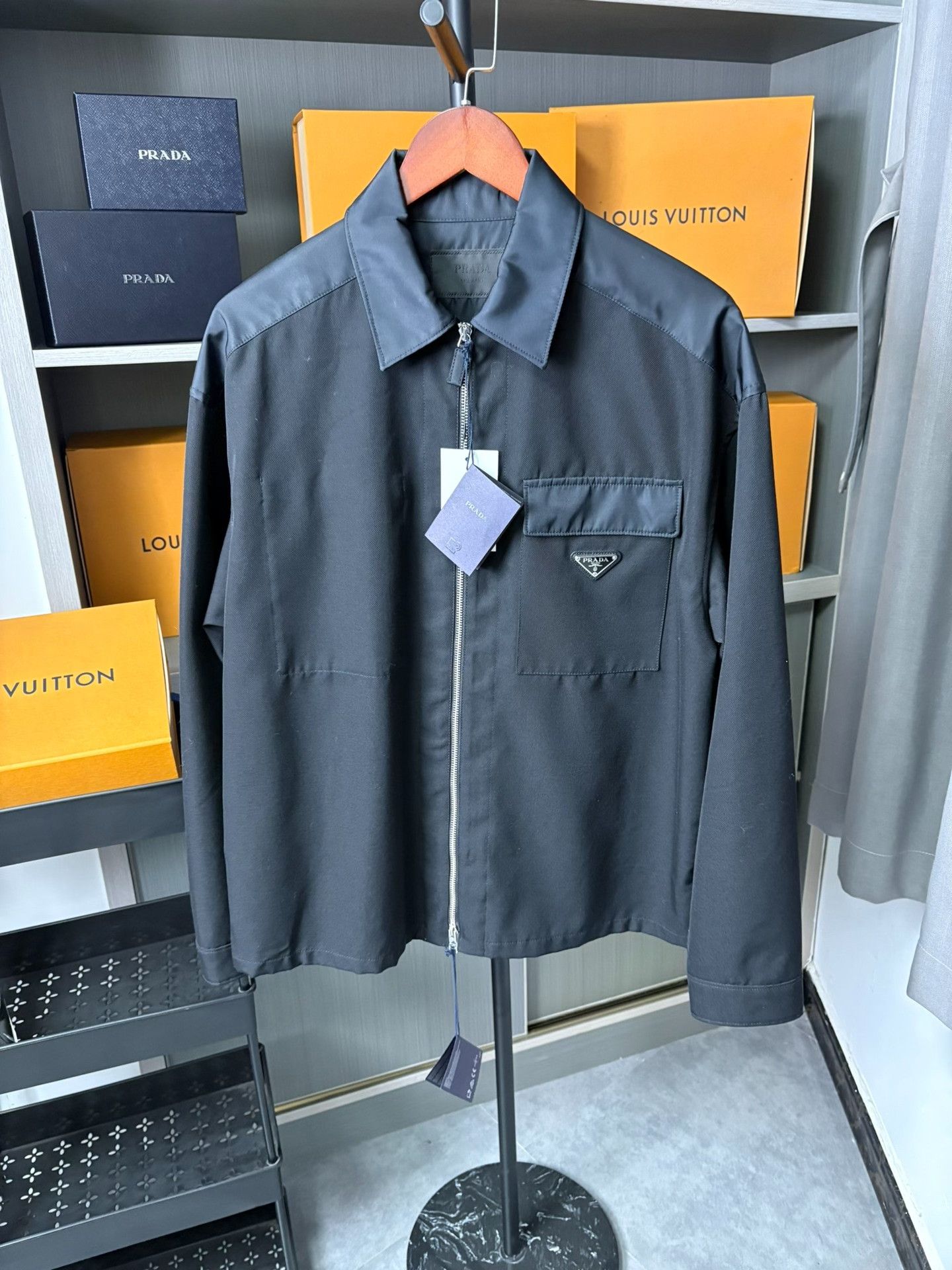Prada Prada Nylon Black Light Jacket S Men Size US S / EU 44-46 / 1 - 1 Thumbnail