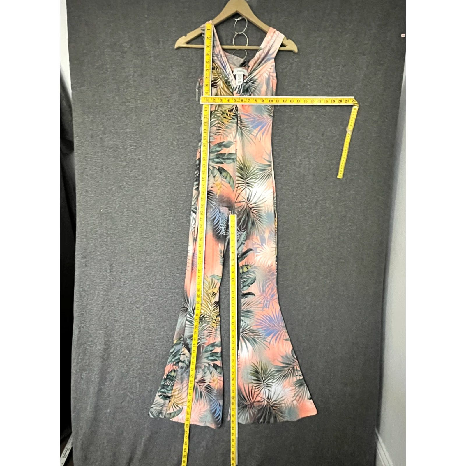Vintage Codigo Women's Romper Hawaii S Ivory Hawaiian Graphic Leaves Tropical Sleeveless Pockets Straps Slim Flared Hem 33 In Inseam Summer Spring Size 28" / US 6 / IT 42 - 4 Thumbnail