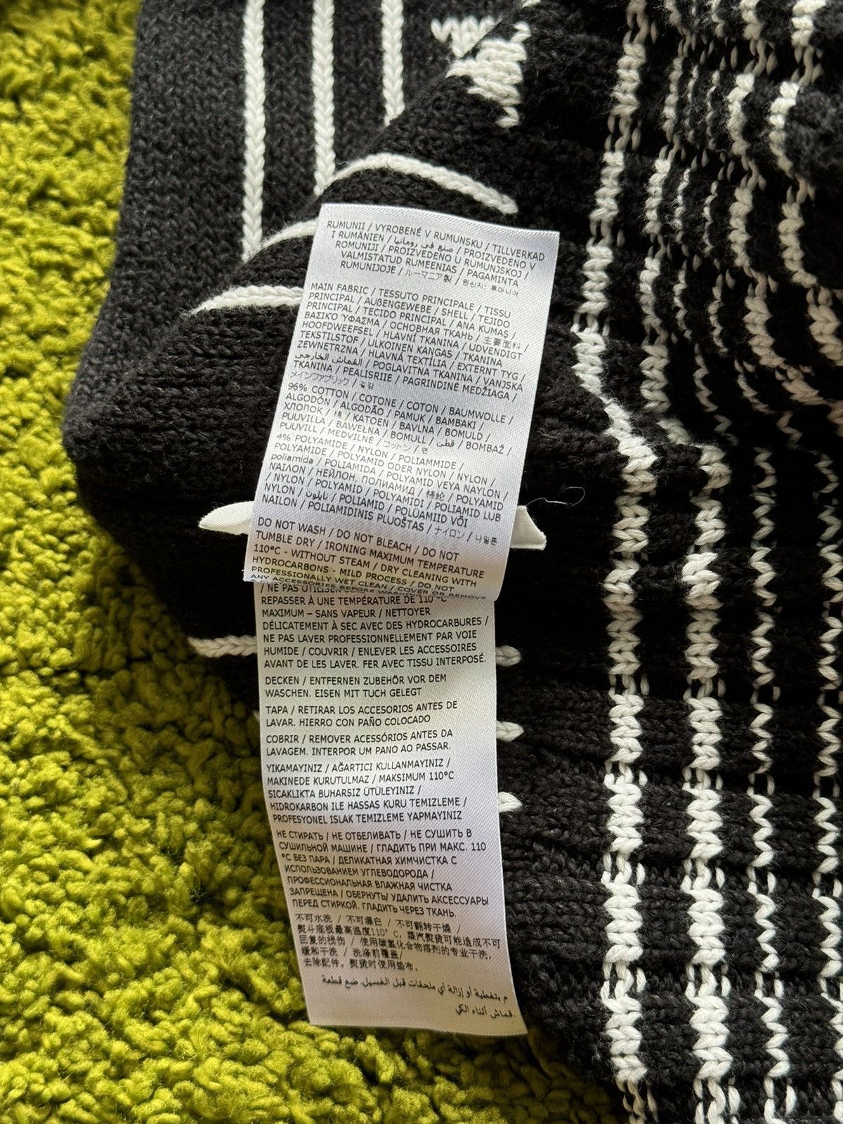 Designer × Maison Margiela Maison Martin Margiela MM6 S/S 2022 reversible sweater knit Size US S / EU 44-46 / 1 - 13 Thumbnail