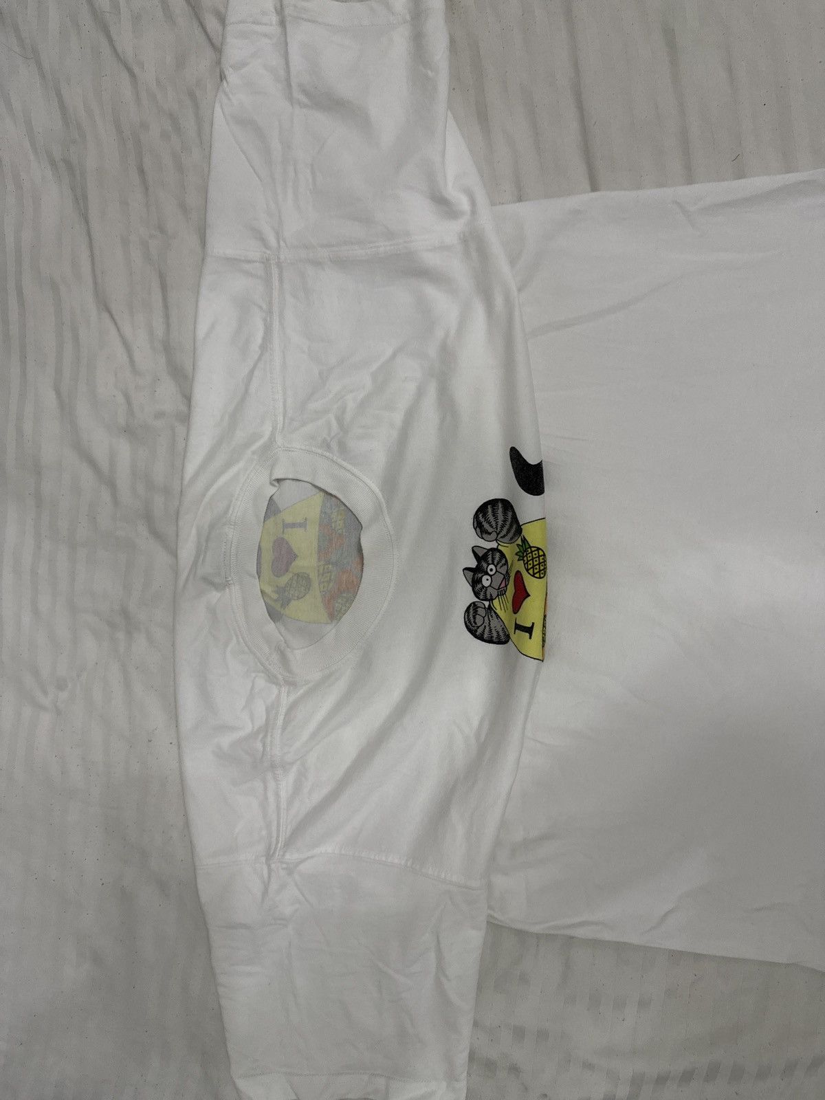 Other Vintage Kliban Cat “I ❤️ Pineapple” Tee - Hawaii Print USA Size US XL / EU 56 / 4 - 6 Thumbnail