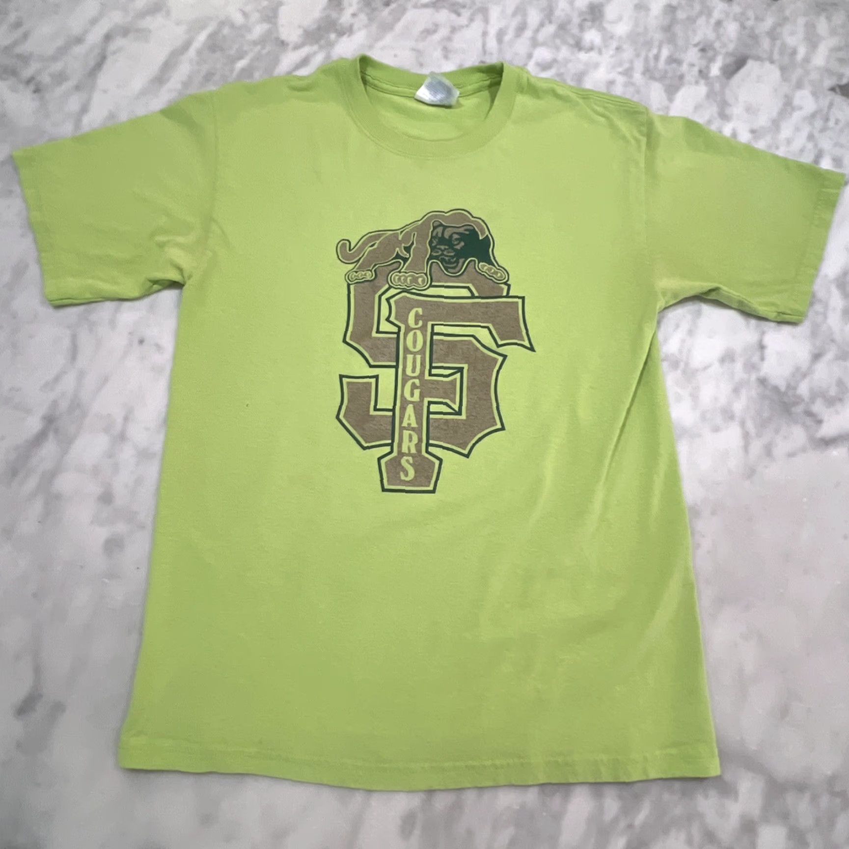Hanes VINTAGE Hanes Cougars T Shirt Size S Green Logo Men's Short Sleeve Crew Neck Graphic Print - Light stain lower front Size US S / EU 44-46 / 1 - 2 Thumbnail