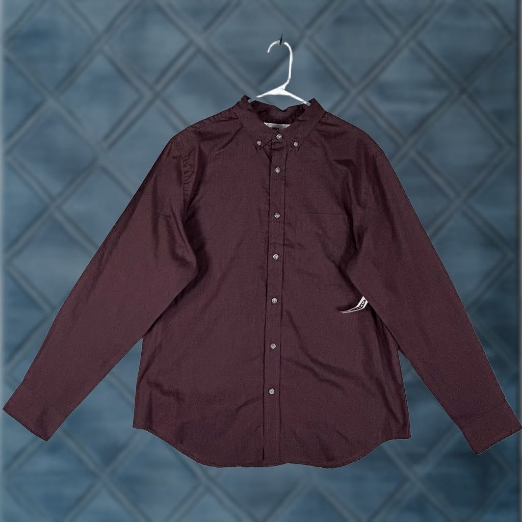 Old Navy Old Navy Button-Up Shirt Mens L Red Solid Long Sleeve Size 42R - 1 Thumbnail