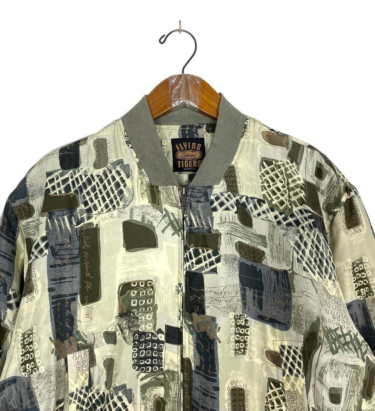 Japanese Brand Rare‼️ Vintage Flying Tigers Silk Bomber Jacket Size US M / EU 48-50 / 2 - 4 Thumbnail