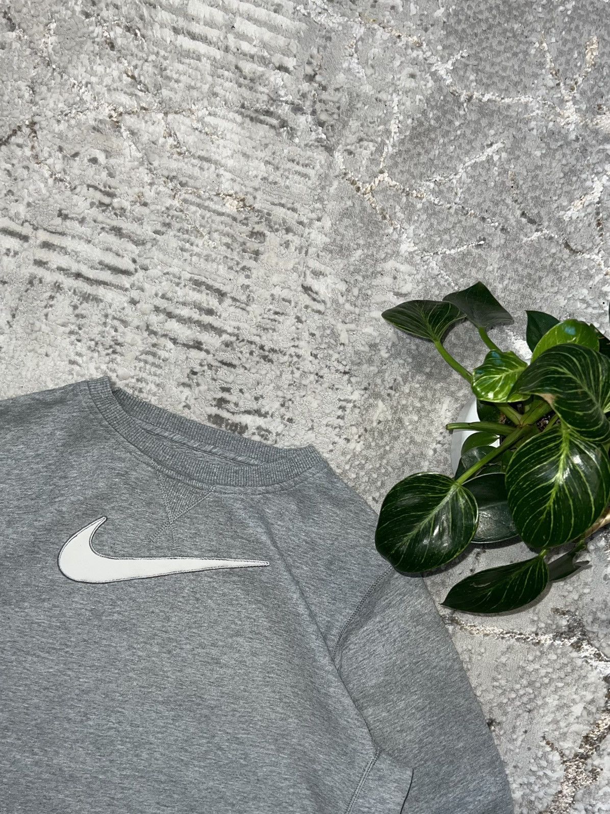 Nike × Vintage NIKE VINTAGE 00S BIG SWOOSH LOGO SWEATSHIRT Y2K CREWNECK Size US S / EU 44-46 / 1 - 2 Thumbnail